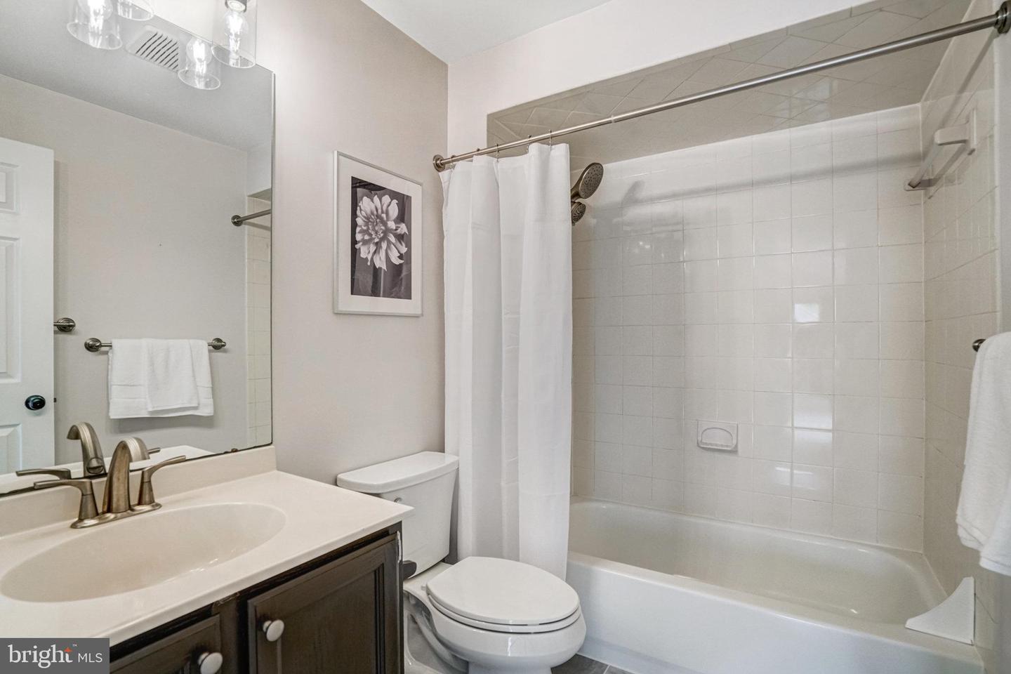 5927 DOVE DR, ALEXANDRIA, Virginia 22310, 4 Bedrooms Bedrooms, ,3 BathroomsBathrooms,Residential,For sale,5927 DOVE DR,VAFX2242108 MLS # VAFX2242108