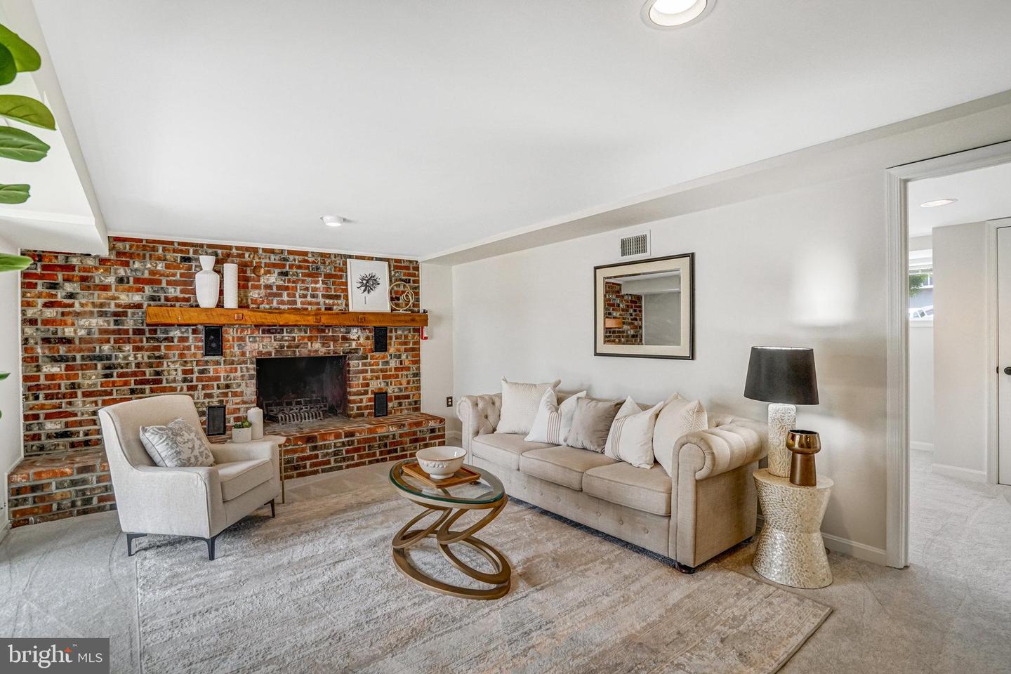 5927 DOVE DR, ALEXANDRIA, Virginia 22310, 4 Bedrooms Bedrooms, ,3 BathroomsBathrooms,Residential,For sale,5927 DOVE DR,VAFX2242108 MLS # VAFX2242108