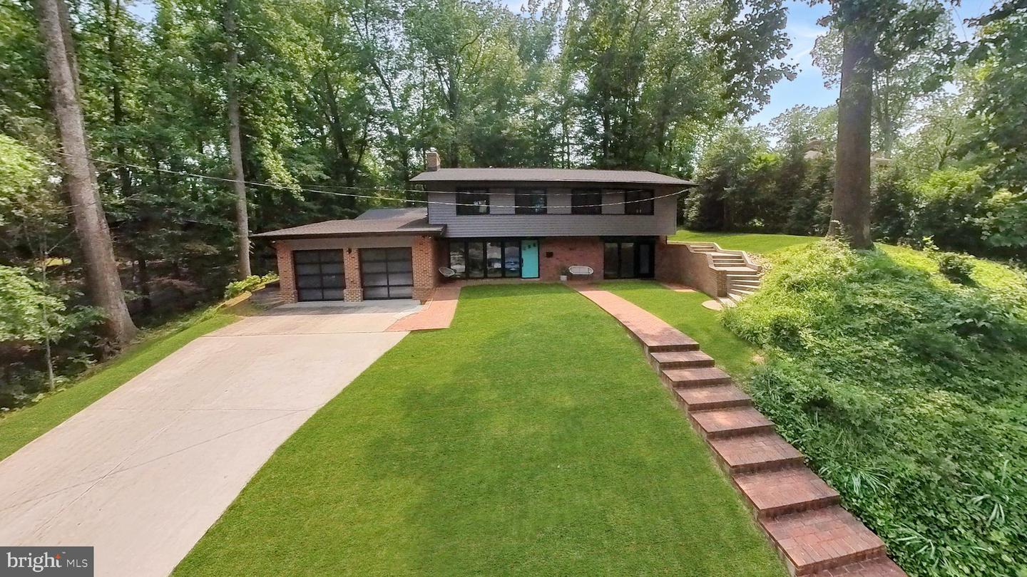 3309 PARKSIDE TER, FAIRFAX, Virginia 22031, 5 Bedrooms Bedrooms, ,2 BathroomsBathrooms,Residential,For sale,3309 PARKSIDE TER,VAFX2242048 MLS # VAFX2242048