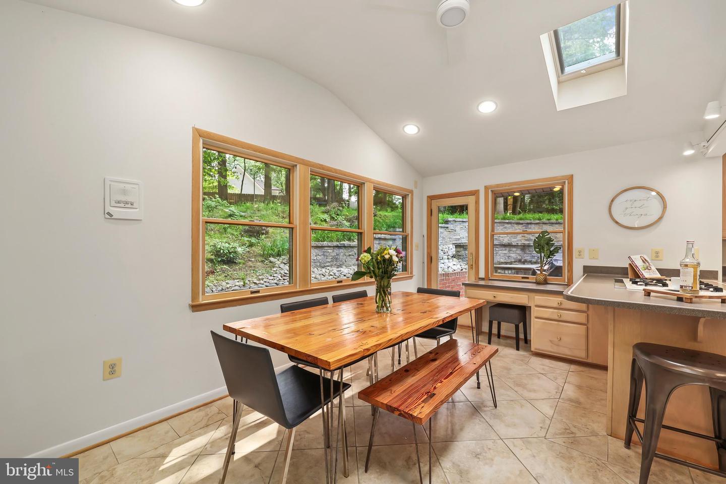 3309 PARKSIDE TER, FAIRFAX, Virginia 22031, 5 Bedrooms Bedrooms, ,2 BathroomsBathrooms,Residential,For sale,3309 PARKSIDE TER,VAFX2242048 MLS # VAFX2242048