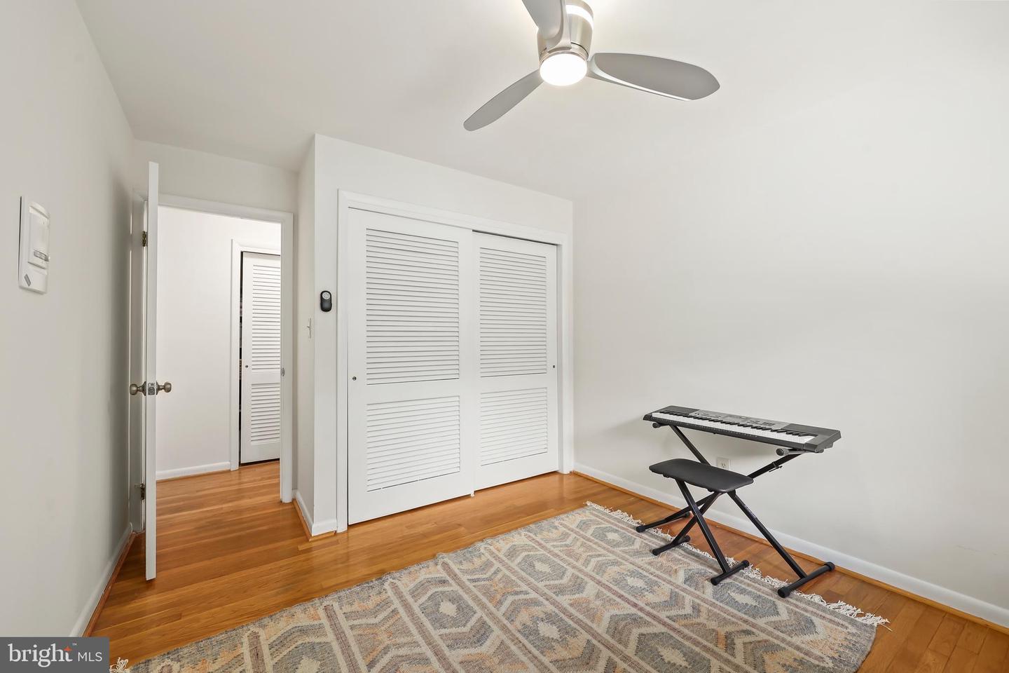 3309 PARKSIDE TER, FAIRFAX, Virginia 22031, 5 Bedrooms Bedrooms, ,2 BathroomsBathrooms,Residential,For sale,3309 PARKSIDE TER,VAFX2242048 MLS # VAFX2242048