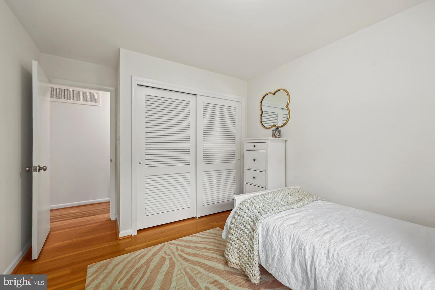 3309 PARKSIDE TER, FAIRFAX, Virginia 22031, 5 Bedrooms Bedrooms, ,2 BathroomsBathrooms,Residential,For sale,3309 PARKSIDE TER,VAFX2242048 MLS # VAFX2242048
