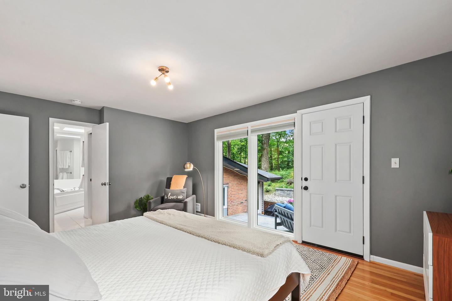 3309 PARKSIDE TER, FAIRFAX, Virginia 22031, 5 Bedrooms Bedrooms, ,2 BathroomsBathrooms,Residential,For sale,3309 PARKSIDE TER,VAFX2242048 MLS # VAFX2242048