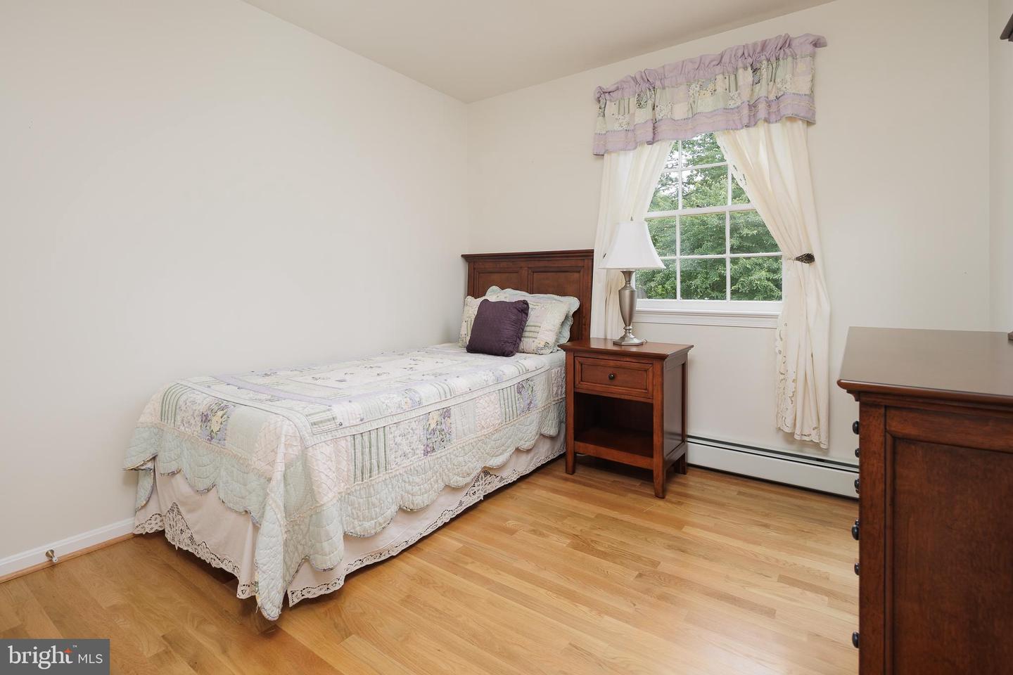 3809 RUSSELL RD, WOODBRIDGE, Virginia 22192, 5 Bedrooms Bedrooms, ,3 BathroomsBathrooms,Residential,For sale,3809 RUSSELL RD,VAPW2095144 MLS # VAPW2095144