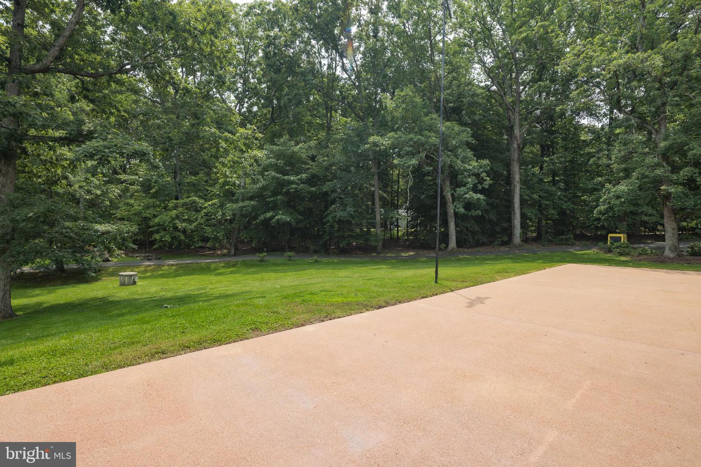 3809 RUSSELL RD, WOODBRIDGE, Virginia 22192, 5 Bedrooms Bedrooms, ,3 BathroomsBathrooms,Residential,For sale,3809 RUSSELL RD,VAPW2095144 MLS # VAPW2095144