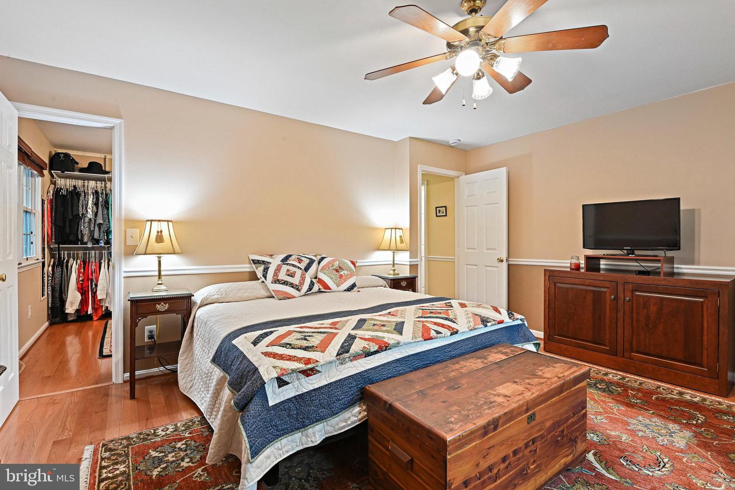10404 TRUMPETER CT, VIENNA, Virginia 22182, 4 Bedrooms Bedrooms, 19 Rooms Rooms,3 BathroomsBathrooms,Residential,For sale,10404 TRUMPETER CT,VAFX2242112 MLS # VAFX2242112