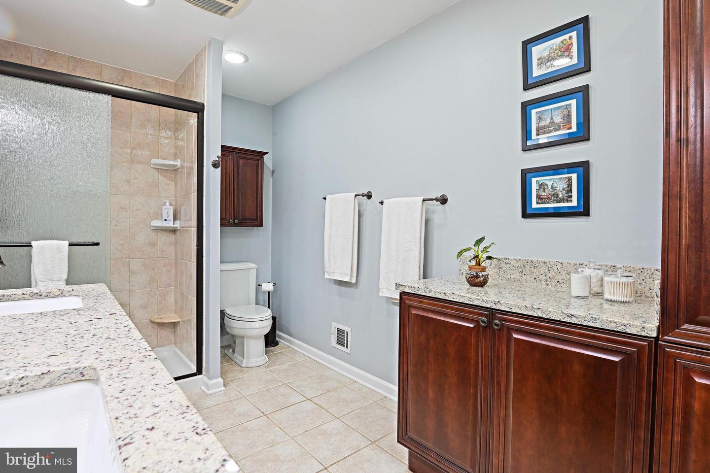 10404 TRUMPETER CT, VIENNA, Virginia 22182, 4 Bedrooms Bedrooms, 19 Rooms Rooms,3 BathroomsBathrooms,Residential,For sale,10404 TRUMPETER CT,VAFX2242112 MLS # VAFX2242112