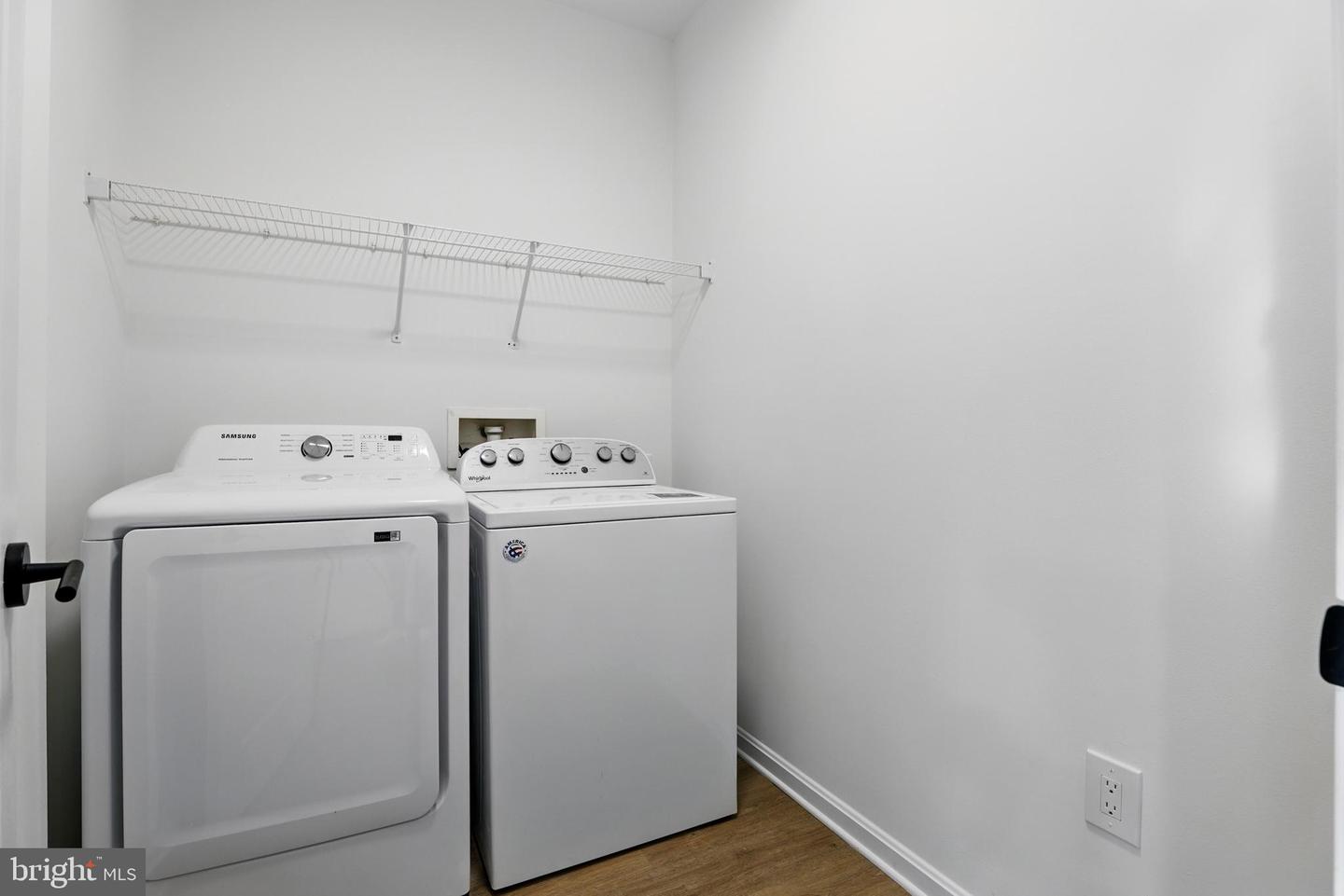 13910 GOTHIC DR, CENTREVILLE, Virginia 20121, 3 Bedrooms Bedrooms, ,2 BathroomsBathrooms,Residential,For sale,13910 GOTHIC DR,VAFX2242228 MLS # VAFX2242228