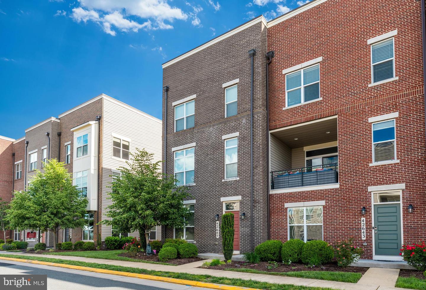 42645 ADEN TER, ASHBURN, Virginia 20148, 3 Bedrooms Bedrooms, ,3 BathroomsBathrooms,Residential,For sale,42645 ADEN TER,VALO2097356 MLS # VALO2097356