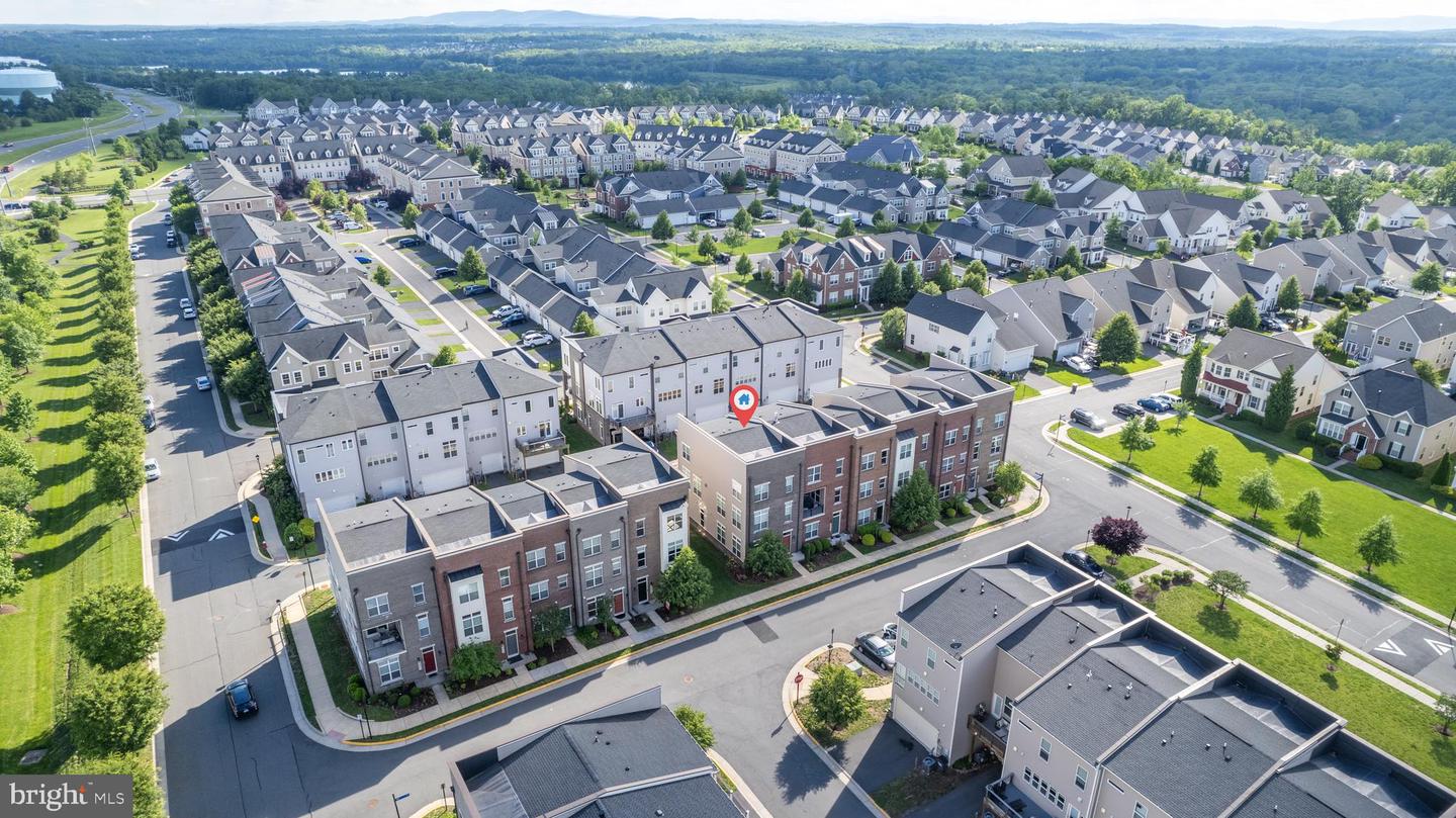 42645 ADEN TER, ASHBURN, Virginia 20148, 3 Bedrooms Bedrooms, ,3 BathroomsBathrooms,Residential,For sale,42645 ADEN TER,VALO2097356 MLS # VALO2097356