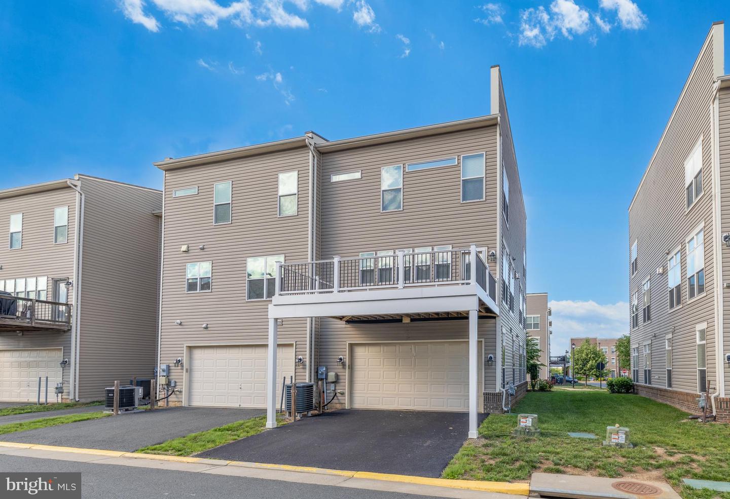 42645 ADEN TER, ASHBURN, Virginia 20148, 3 Bedrooms Bedrooms, ,3 BathroomsBathrooms,Residential,For sale,42645 ADEN TER,VALO2097356 MLS # VALO2097356