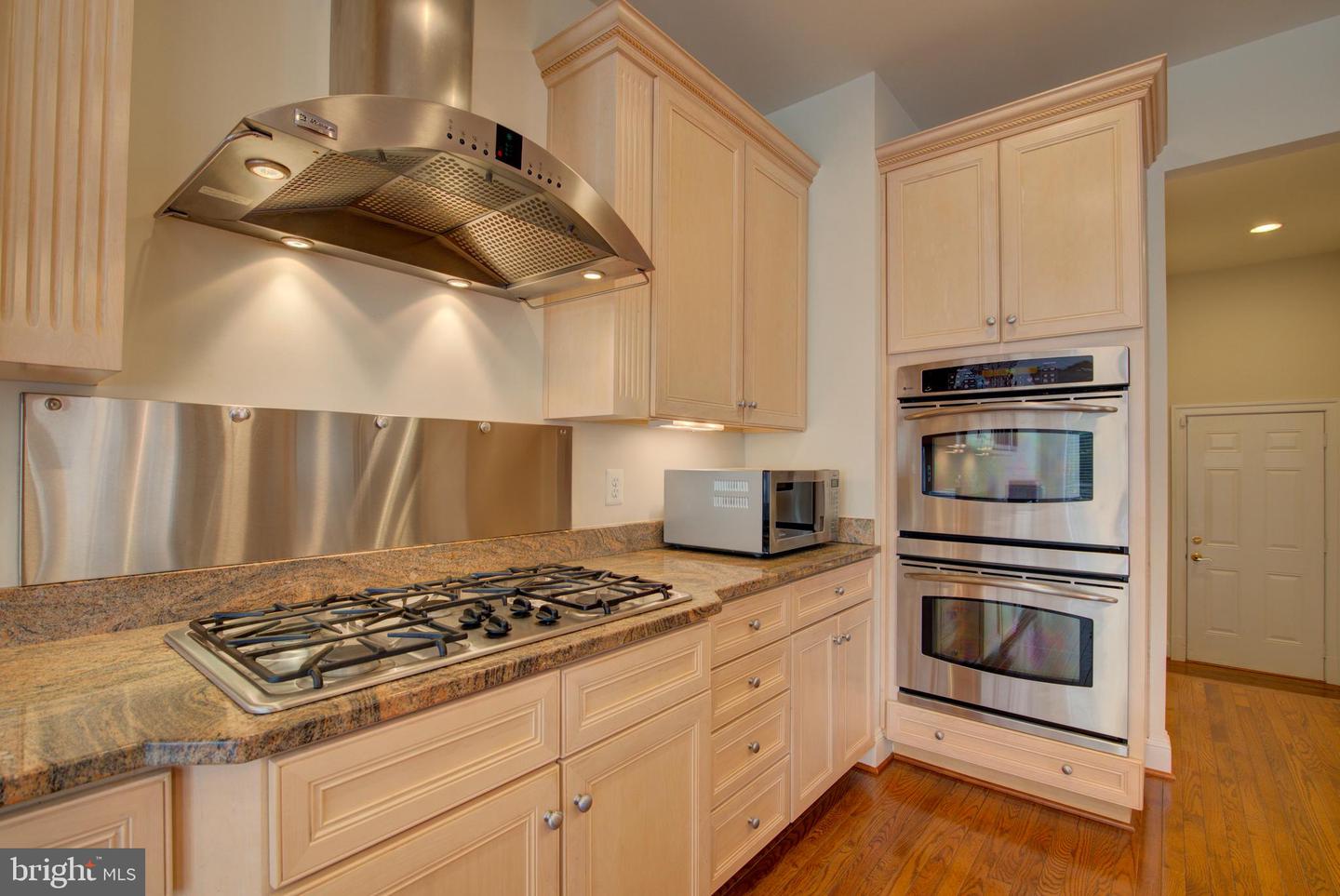 43710 BURNING SANDS TER, LEESBURG, Virginia 20176, 4 Bedrooms Bedrooms, ,4 BathroomsBathrooms,Residential,For sale,43710 BURNING SANDS TER,VALO2097362 MLS # VALO2097362