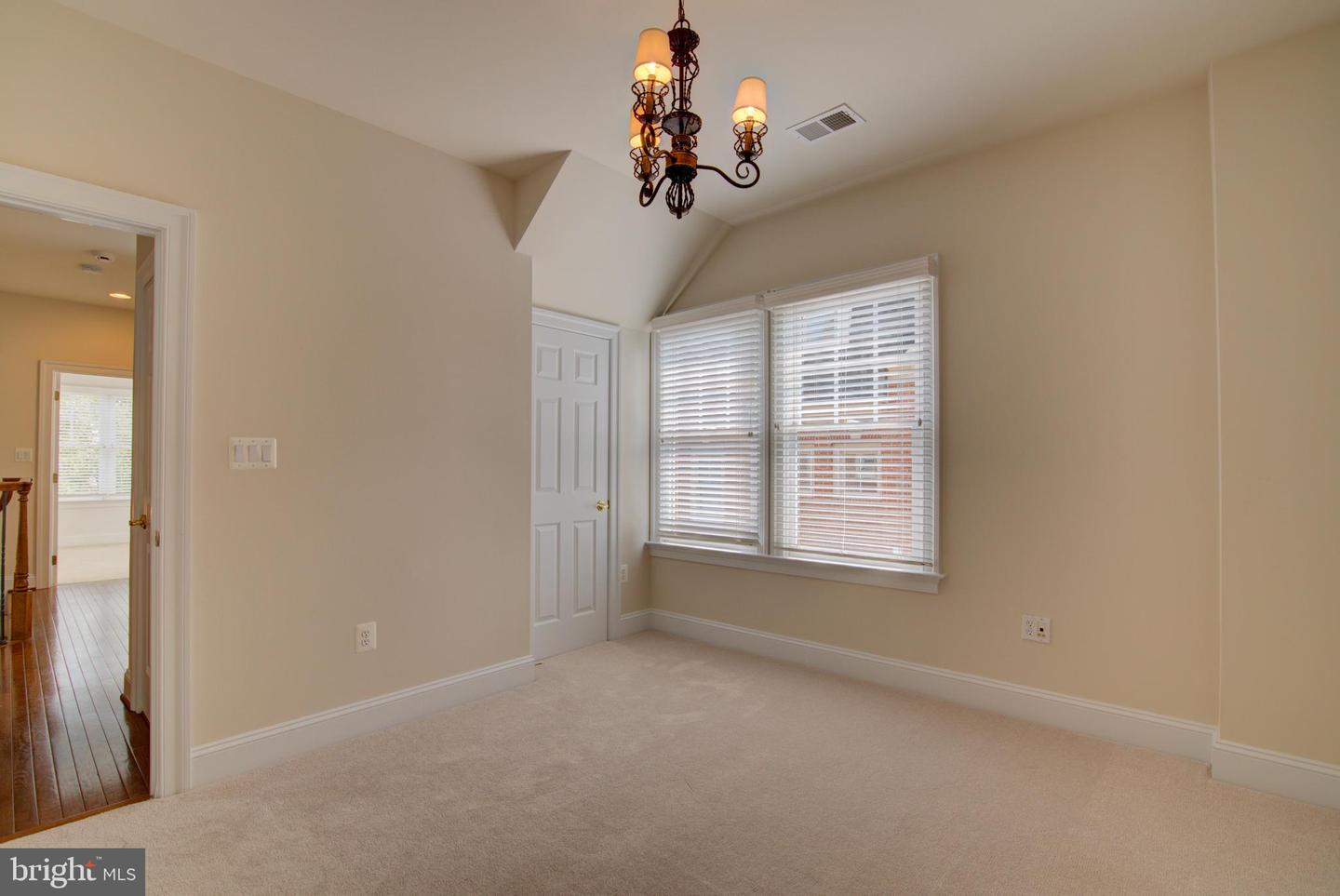 43710 BURNING SANDS TER, LEESBURG, Virginia 20176, 4 Bedrooms Bedrooms, ,4 BathroomsBathrooms,Residential,For sale,43710 BURNING SANDS TER,VALO2097362 MLS # VALO2097362