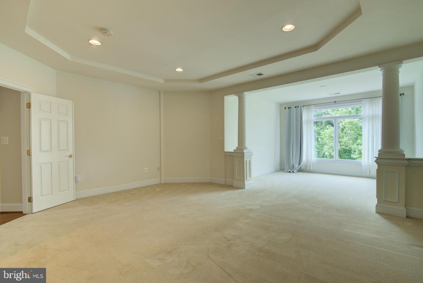 43710 BURNING SANDS TER, LEESBURG, Virginia 20176, 4 Bedrooms Bedrooms, ,4 BathroomsBathrooms,Residential,For sale,43710 BURNING SANDS TER,VALO2097362 MLS # VALO2097362