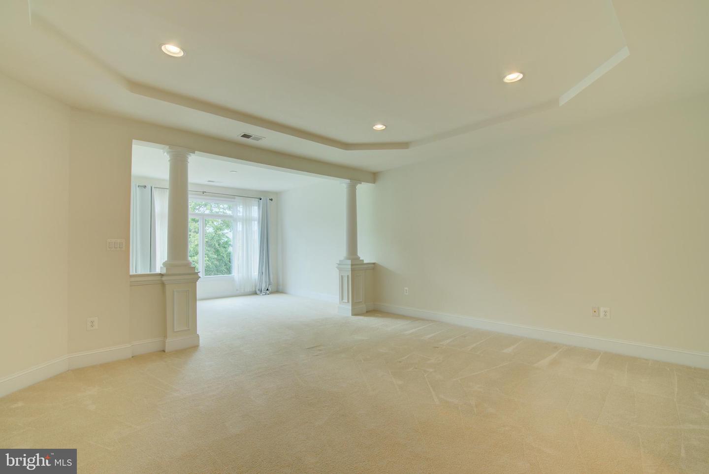 43710 BURNING SANDS TER, LEESBURG, Virginia 20176, 4 Bedrooms Bedrooms, ,4 BathroomsBathrooms,Residential,For sale,43710 BURNING SANDS TER,VALO2097362 MLS # VALO2097362