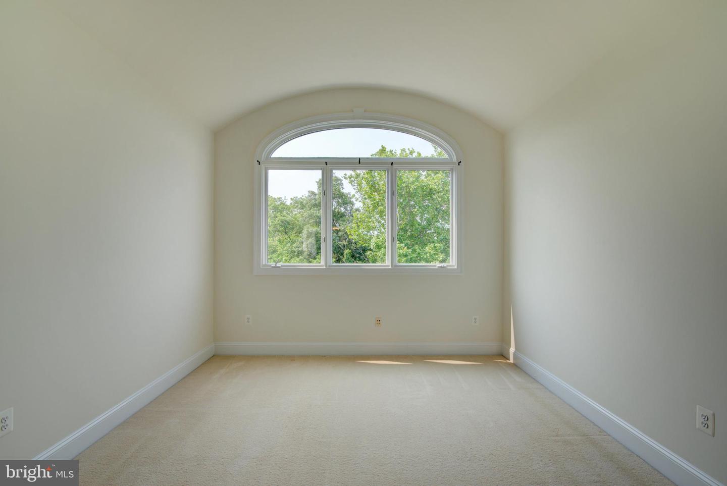 43710 BURNING SANDS TER, LEESBURG, Virginia 20176, 4 Bedrooms Bedrooms, ,4 BathroomsBathrooms,Residential,For sale,43710 BURNING SANDS TER,VALO2097362 MLS # VALO2097362