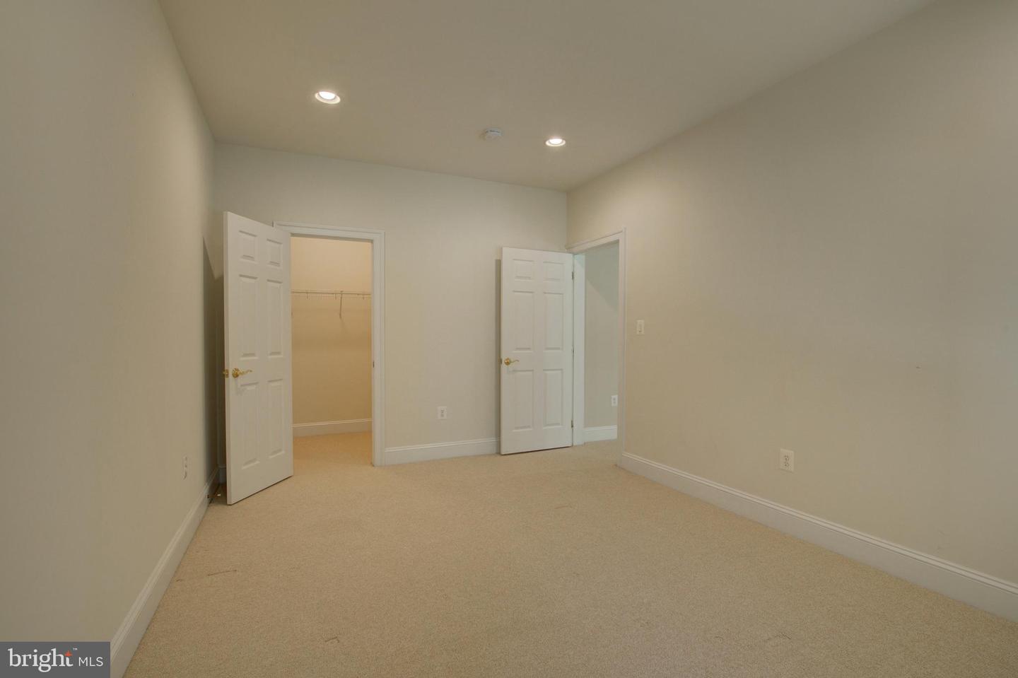 43710 BURNING SANDS TER, LEESBURG, Virginia 20176, 4 Bedrooms Bedrooms, ,4 BathroomsBathrooms,Residential,For sale,43710 BURNING SANDS TER,VALO2097362 MLS # VALO2097362