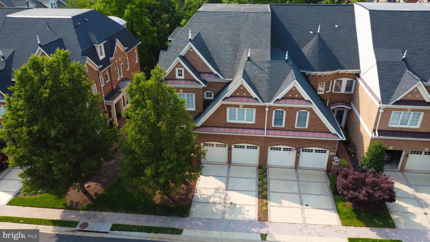43710 BURNING SANDS TER, LEESBURG, Virginia 20176, 4 Bedrooms Bedrooms, ,4 BathroomsBathrooms,Residential,For sale,43710 BURNING SANDS TER,VALO2097362 MLS # VALO2097362