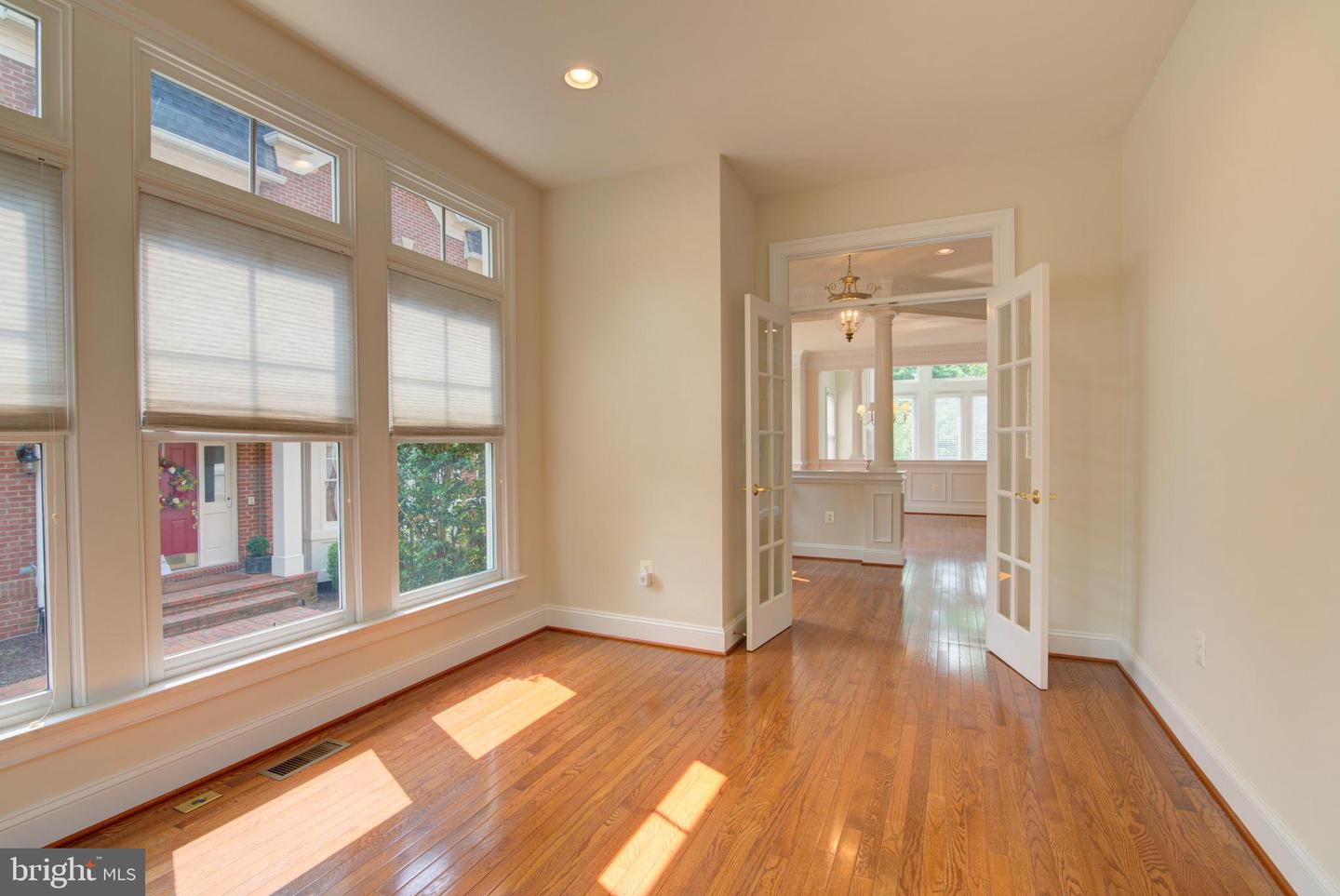 43710 BURNING SANDS TER, LEESBURG, Virginia 20176, 4 Bedrooms Bedrooms, ,4 BathroomsBathrooms,Residential,For sale,43710 BURNING SANDS TER,VALO2097362 MLS # VALO2097362