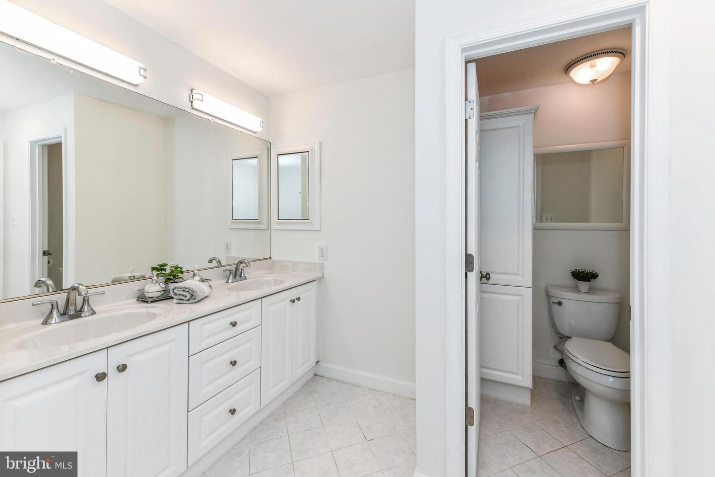 43557 GOLDEN MEADOW CIR, ASHBURN, Virginia 20147, 4 Bedrooms Bedrooms, ,2 BathroomsBathrooms,Residential,For sale,43557 GOLDEN MEADOW CIR,VALO2097410 MLS # VALO2097410