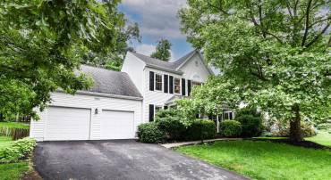 43557 GOLDEN MEADOW CIR, ASHBURN, Virginia 20147, 4 Bedrooms Bedrooms, ,2 BathroomsBathrooms,Residential,For sale,43557 GOLDEN MEADOW CIR,VALO2097410 MLS # VALO2097410