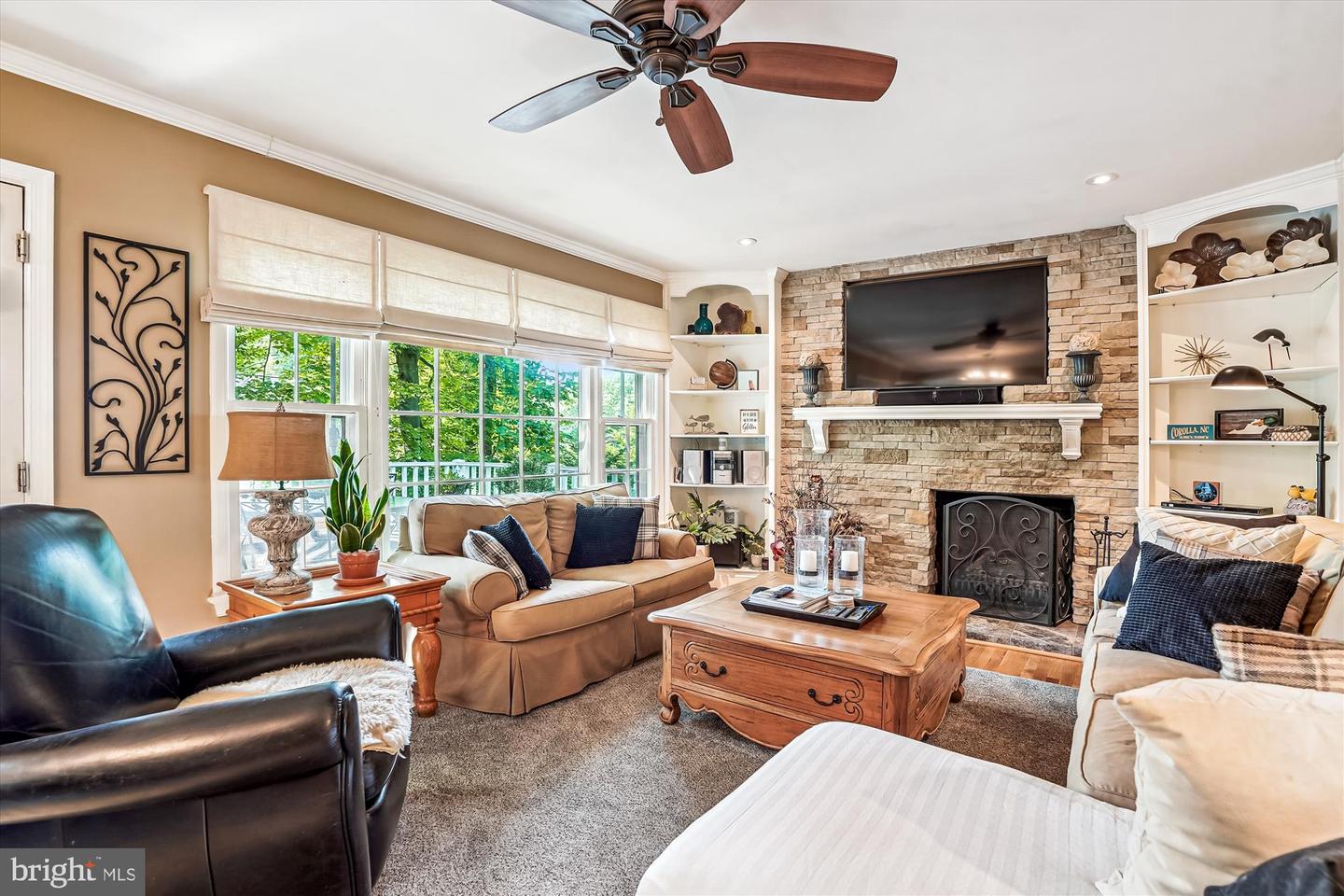 5068 WILLOW OAK PL, DUMFRIES, Virginia 22025, 5 Bedrooms Bedrooms, ,3 BathroomsBathrooms,Residential,For sale,5068 WILLOW OAK PL,VAPW2095254 MLS # VAPW2095254