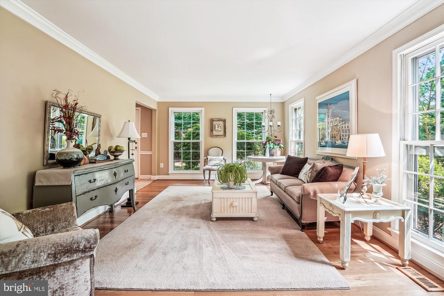 5068 WILLOW OAK PL, DUMFRIES, Virginia 22025, 5 Bedrooms Bedrooms, ,3 BathroomsBathrooms,Residential,For sale,5068 WILLOW OAK PL,VAPW2095254 MLS # VAPW2095254