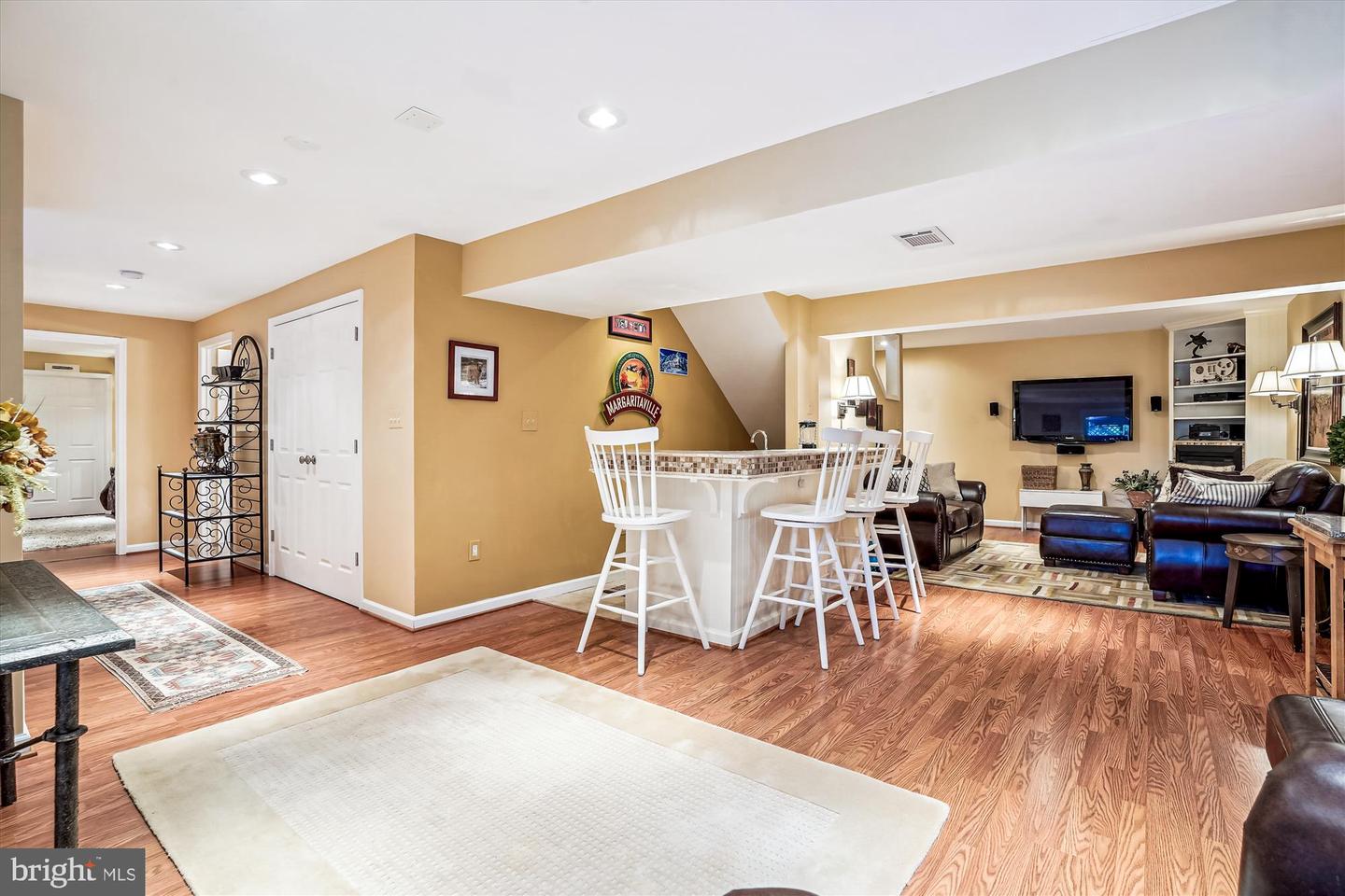 5068 WILLOW OAK PL, DUMFRIES, Virginia 22025, 5 Bedrooms Bedrooms, ,3 BathroomsBathrooms,Residential,For sale,5068 WILLOW OAK PL,VAPW2095254 MLS # VAPW2095254