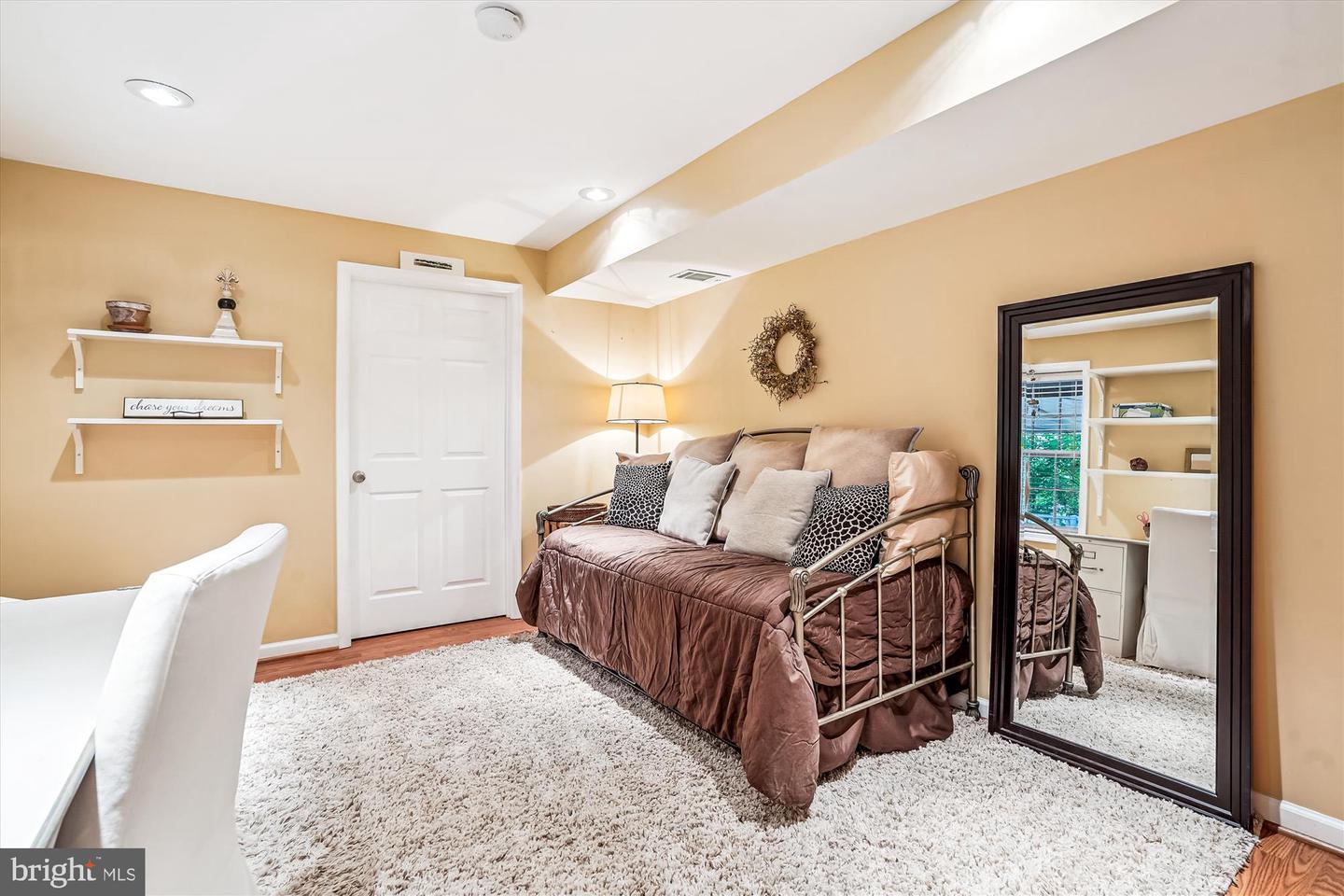 5068 WILLOW OAK PL, DUMFRIES, Virginia 22025, 5 Bedrooms Bedrooms, ,3 BathroomsBathrooms,Residential,For sale,5068 WILLOW OAK PL,VAPW2095254 MLS # VAPW2095254