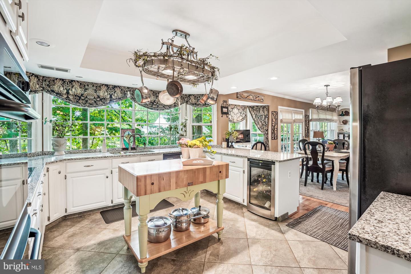 5068 WILLOW OAK PL, DUMFRIES, Virginia 22025, 5 Bedrooms Bedrooms, ,3 BathroomsBathrooms,Residential,For sale,5068 WILLOW OAK PL,VAPW2095254 MLS # VAPW2095254