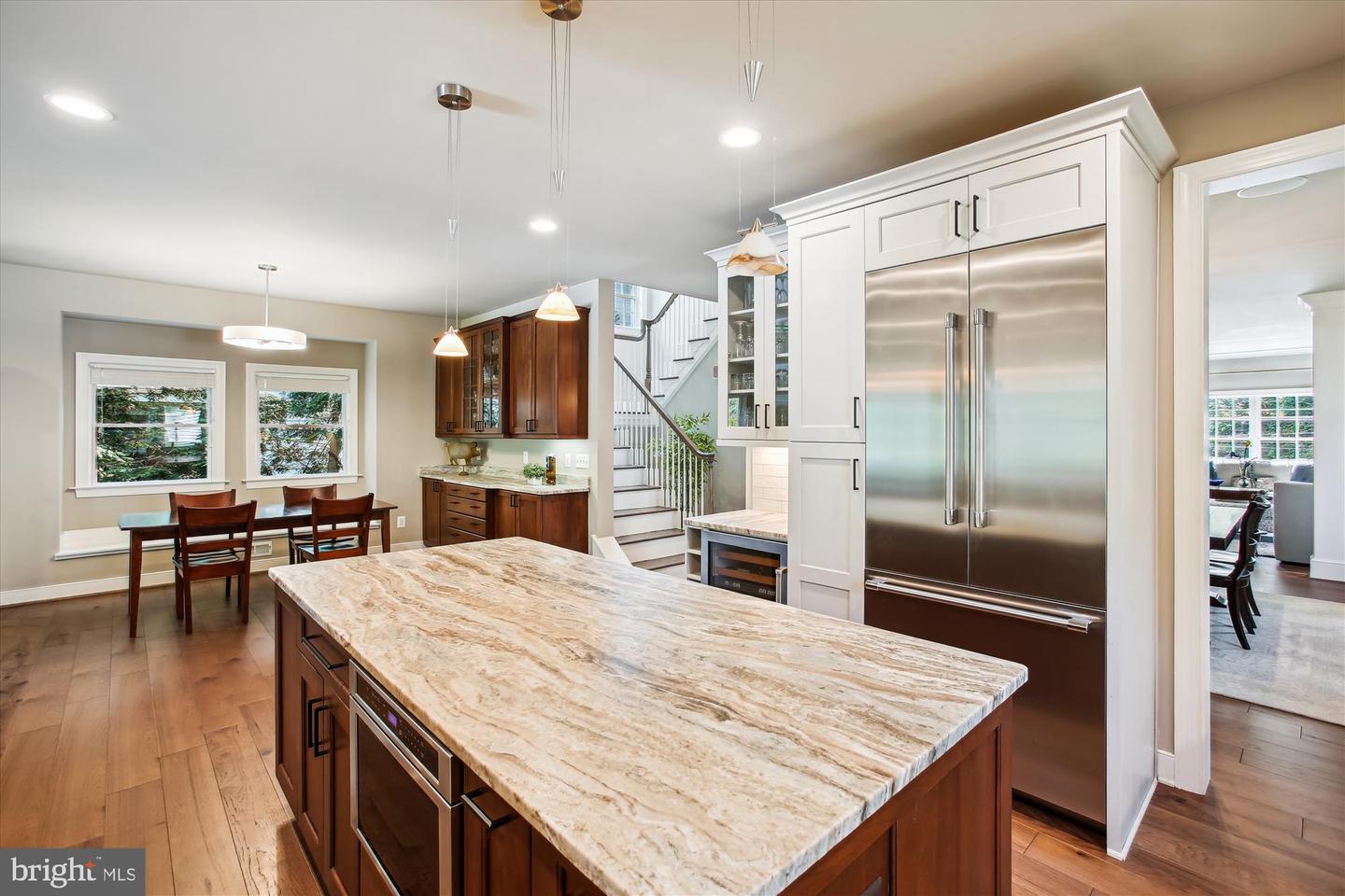 2371 N EDGEWOOD ST, ARLINGTON, Virginia 22207, 4 Bedrooms Bedrooms, ,4 BathroomsBathrooms,Residential,For sale,2371 N EDGEWOOD ST,VAAR2058034 MLS # VAAR2058034