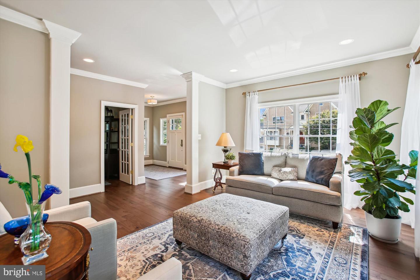 2371 N EDGEWOOD ST, ARLINGTON, Virginia 22207, 4 Bedrooms Bedrooms, ,4 BathroomsBathrooms,Residential,For sale,2371 N EDGEWOOD ST,VAAR2058034 MLS # VAAR2058034