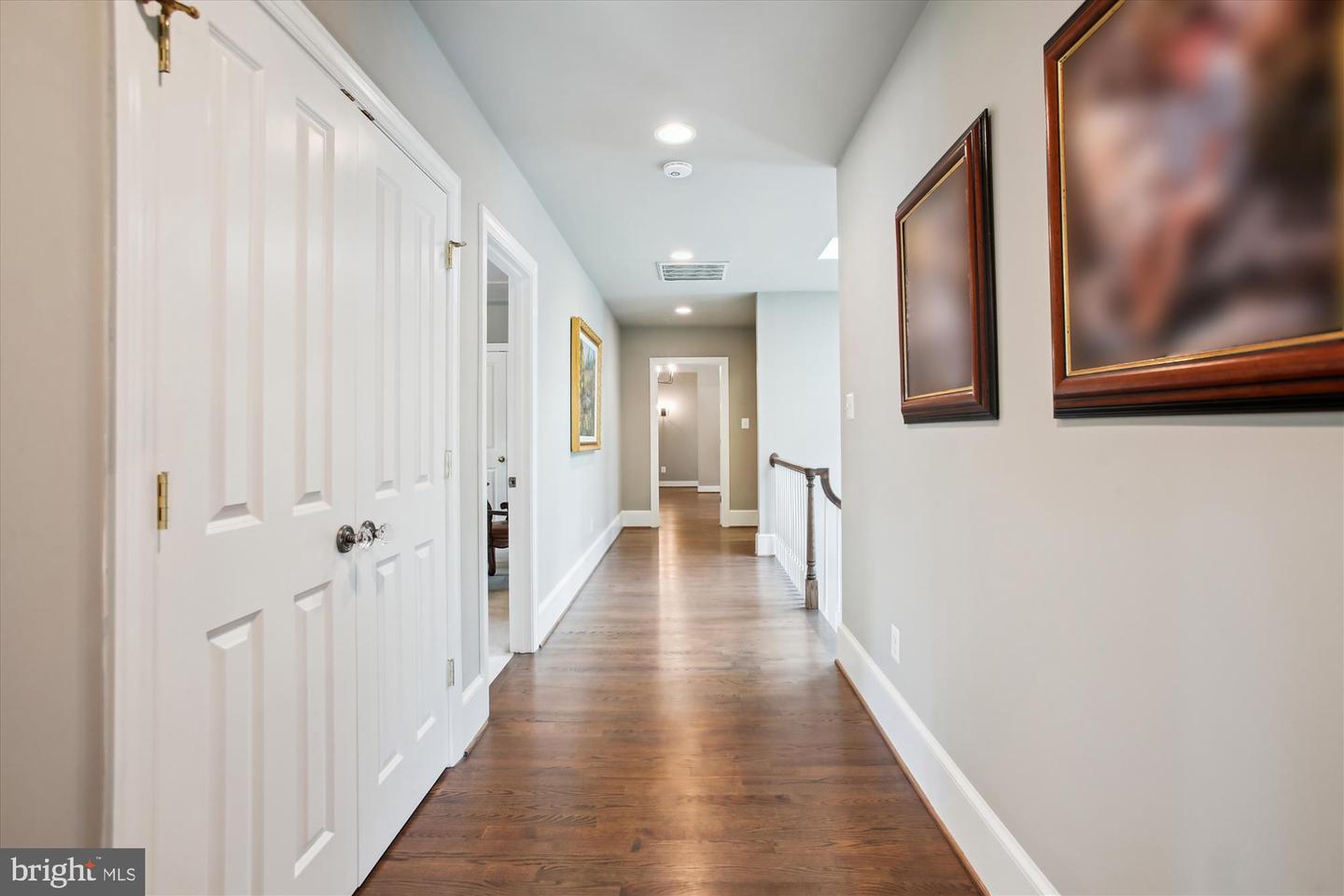 2371 N EDGEWOOD ST, ARLINGTON, Virginia 22207, 4 Bedrooms Bedrooms, ,4 BathroomsBathrooms,Residential,For sale,2371 N EDGEWOOD ST,VAAR2058034 MLS # VAAR2058034