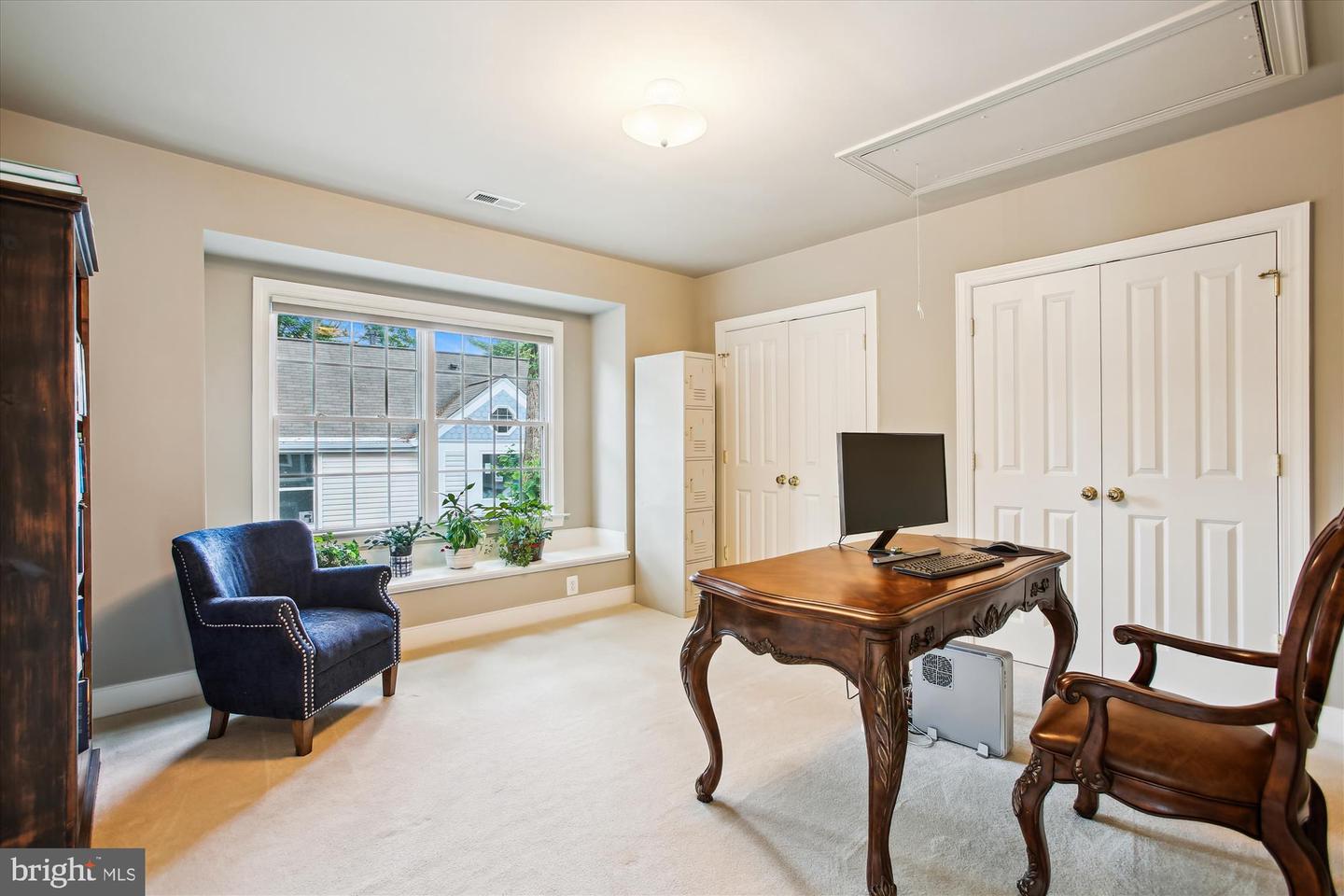 2371 N EDGEWOOD ST, ARLINGTON, Virginia 22207, 4 Bedrooms Bedrooms, ,4 BathroomsBathrooms,Residential,For sale,2371 N EDGEWOOD ST,VAAR2058034 MLS # VAAR2058034