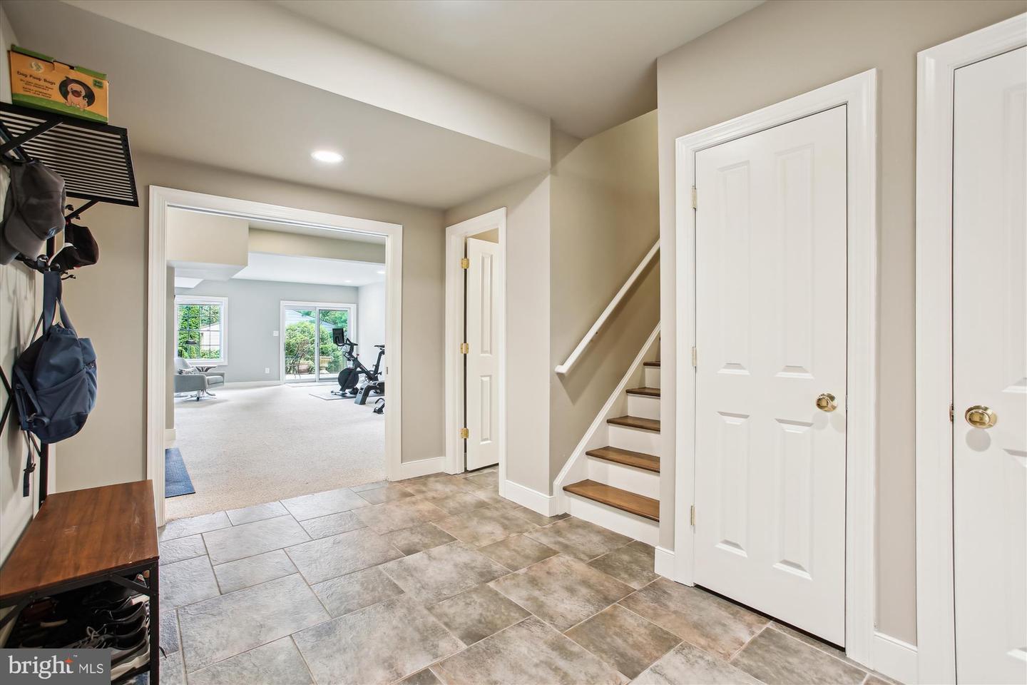 2371 N EDGEWOOD ST, ARLINGTON, Virginia 22207, 4 Bedrooms Bedrooms, ,4 BathroomsBathrooms,Residential,For sale,2371 N EDGEWOOD ST,VAAR2058034 MLS # VAAR2058034