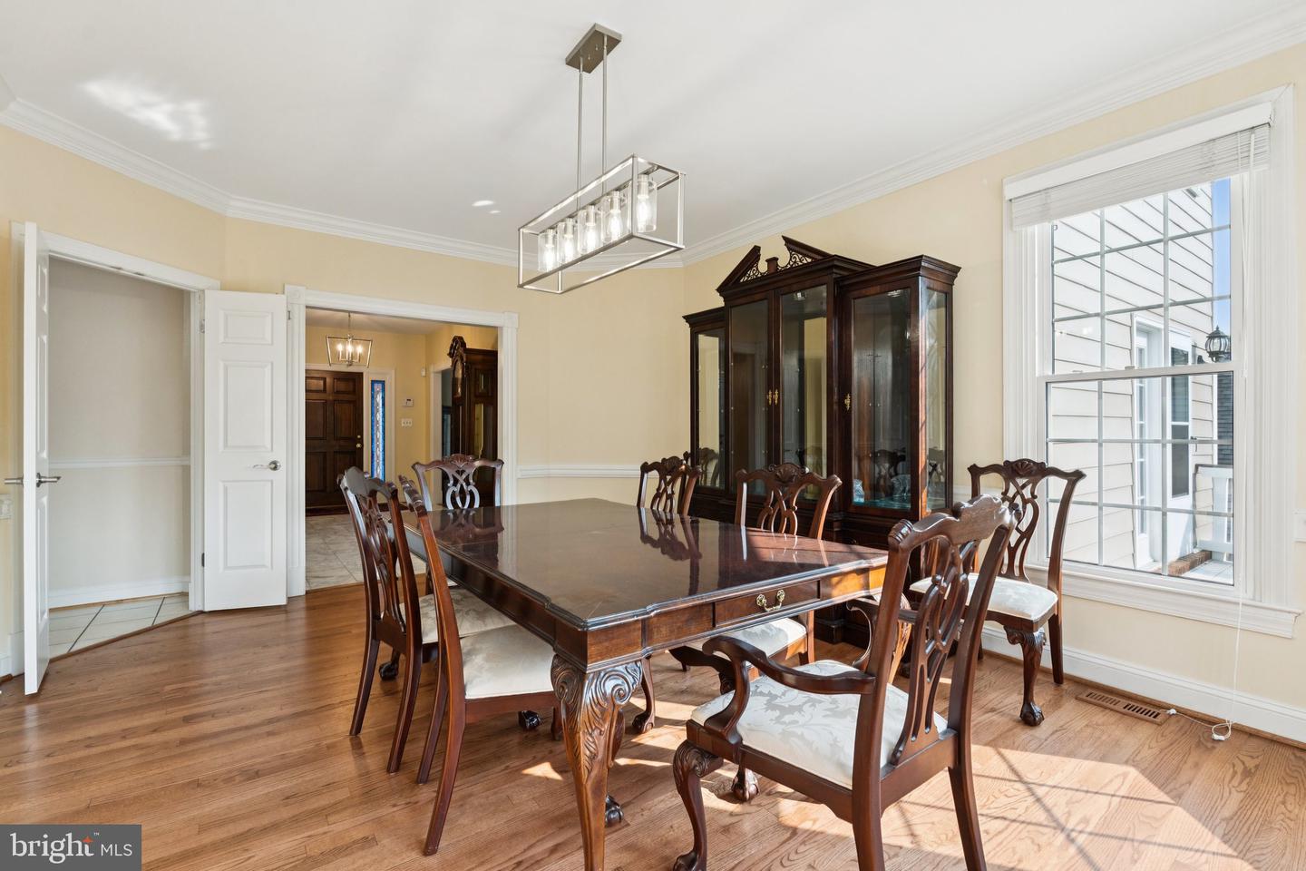 1292 MIDDLETON CT, VIENNA, Virginia 22182, 5 Bedrooms Bedrooms, ,4 BathroomsBathrooms,Residential,For sale,1292 MIDDLETON CT,VAFX2242378 MLS # VAFX2242378