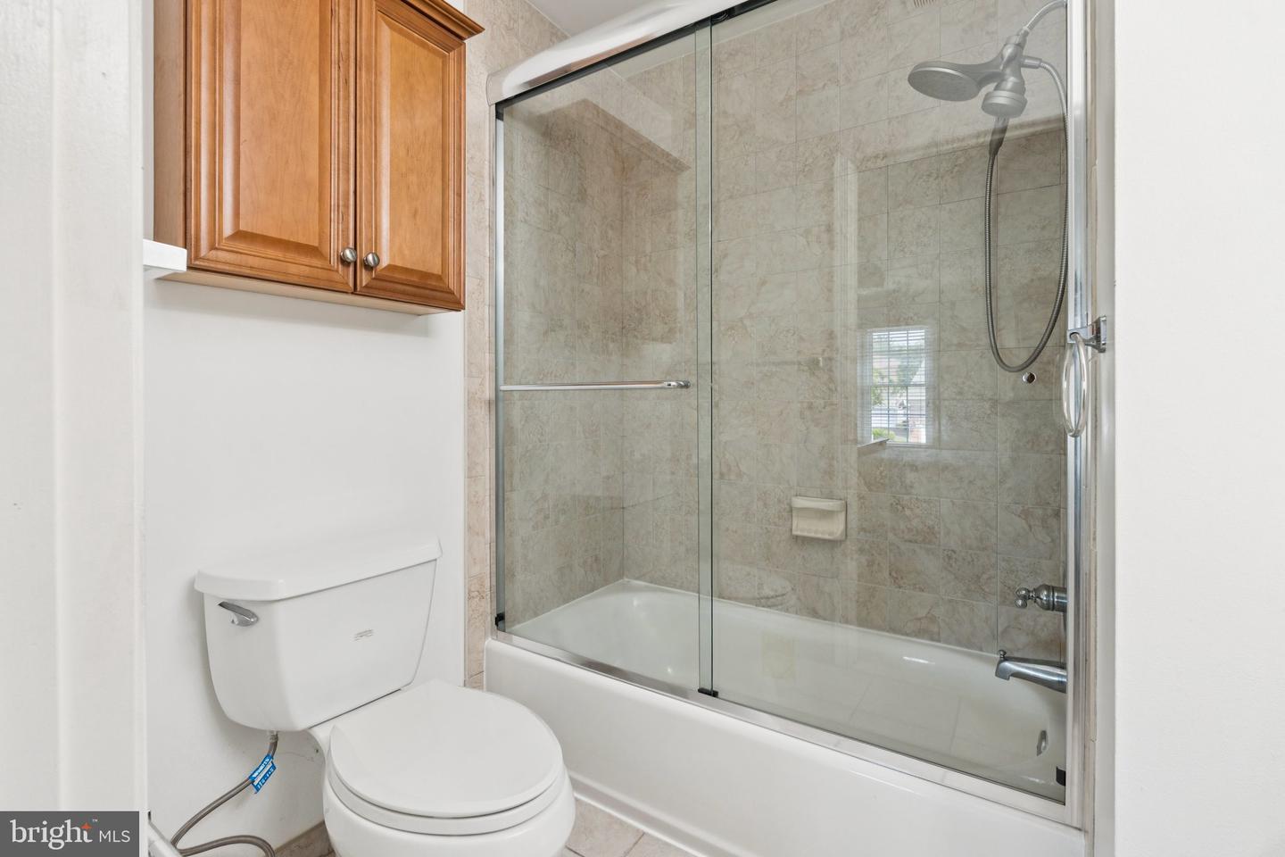 1292 MIDDLETON CT, VIENNA, Virginia 22182, 5 Bedrooms Bedrooms, ,4 BathroomsBathrooms,Residential,For sale,1292 MIDDLETON CT,VAFX2242378 MLS # VAFX2242378