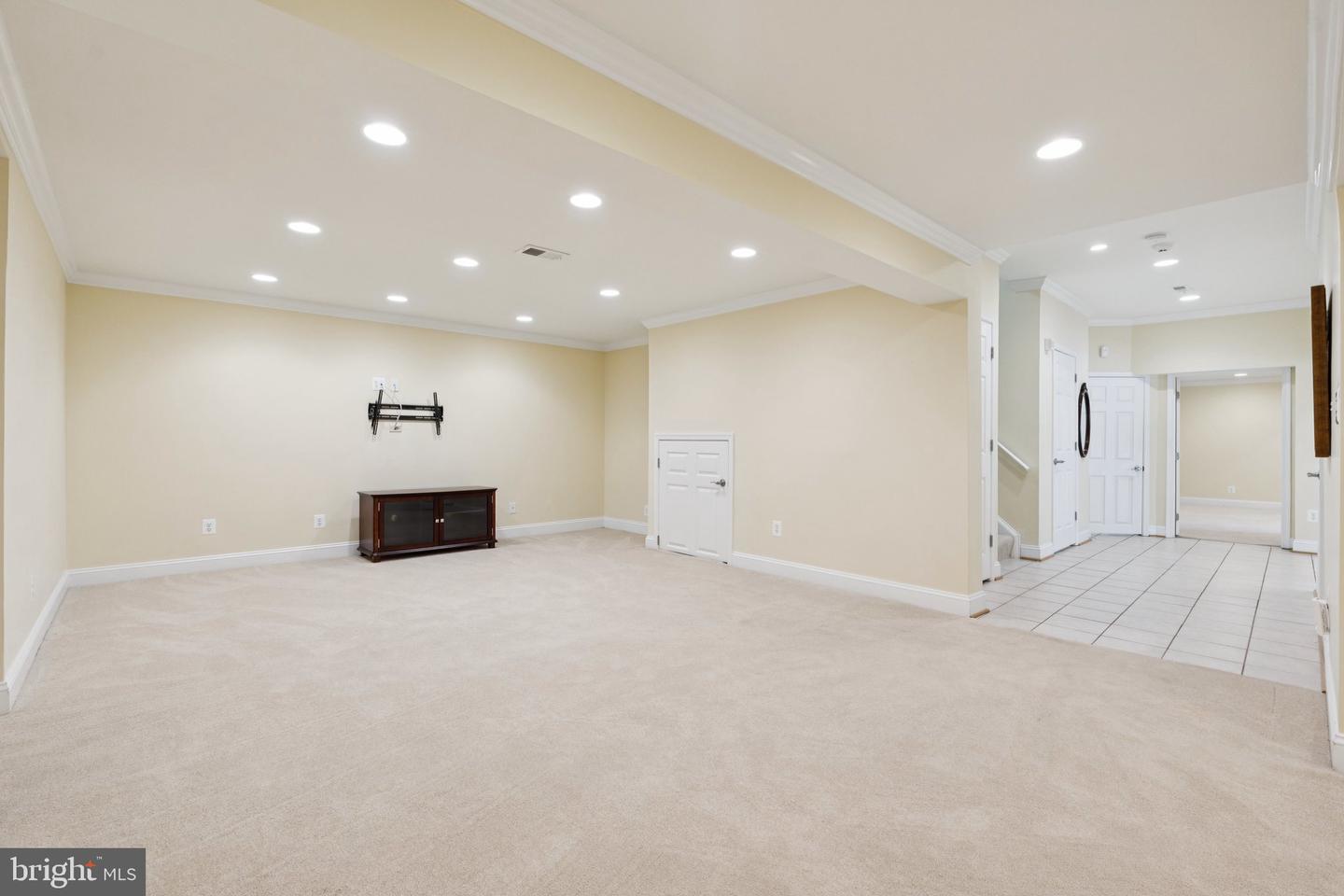 1292 MIDDLETON CT, VIENNA, Virginia 22182, 5 Bedrooms Bedrooms, ,4 BathroomsBathrooms,Residential,For sale,1292 MIDDLETON CT,VAFX2242378 MLS # VAFX2242378