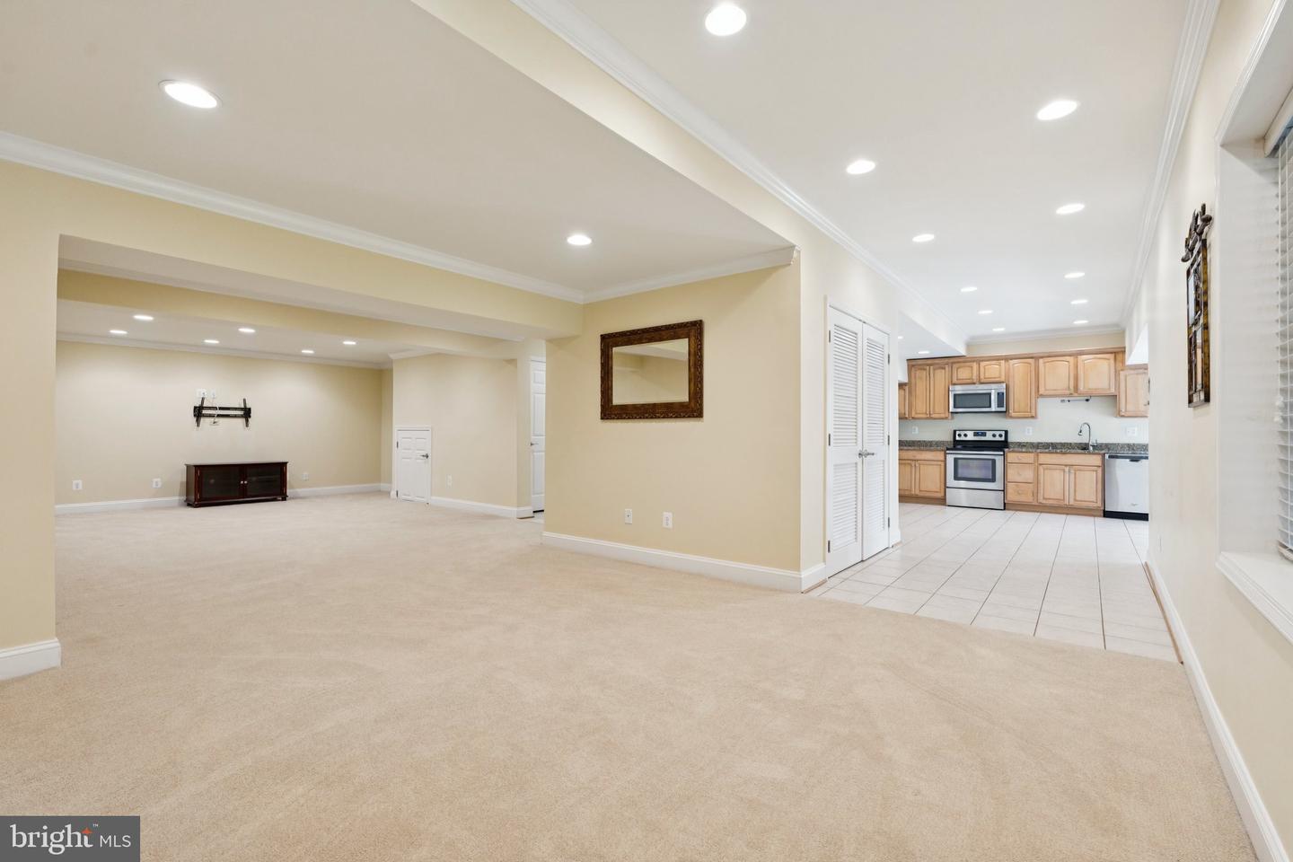 1292 MIDDLETON CT, VIENNA, Virginia 22182, 5 Bedrooms Bedrooms, ,4 BathroomsBathrooms,Residential,For sale,1292 MIDDLETON CT,VAFX2242378 MLS # VAFX2242378