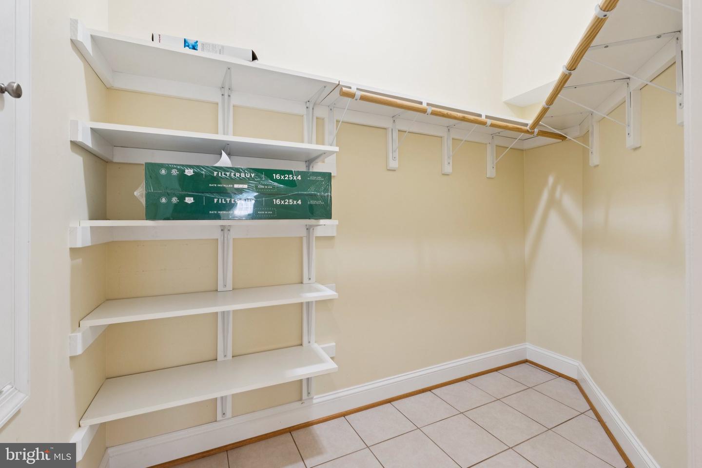 1292 MIDDLETON CT, VIENNA, Virginia 22182, 5 Bedrooms Bedrooms, ,4 BathroomsBathrooms,Residential,For sale,1292 MIDDLETON CT,VAFX2242378 MLS # VAFX2242378