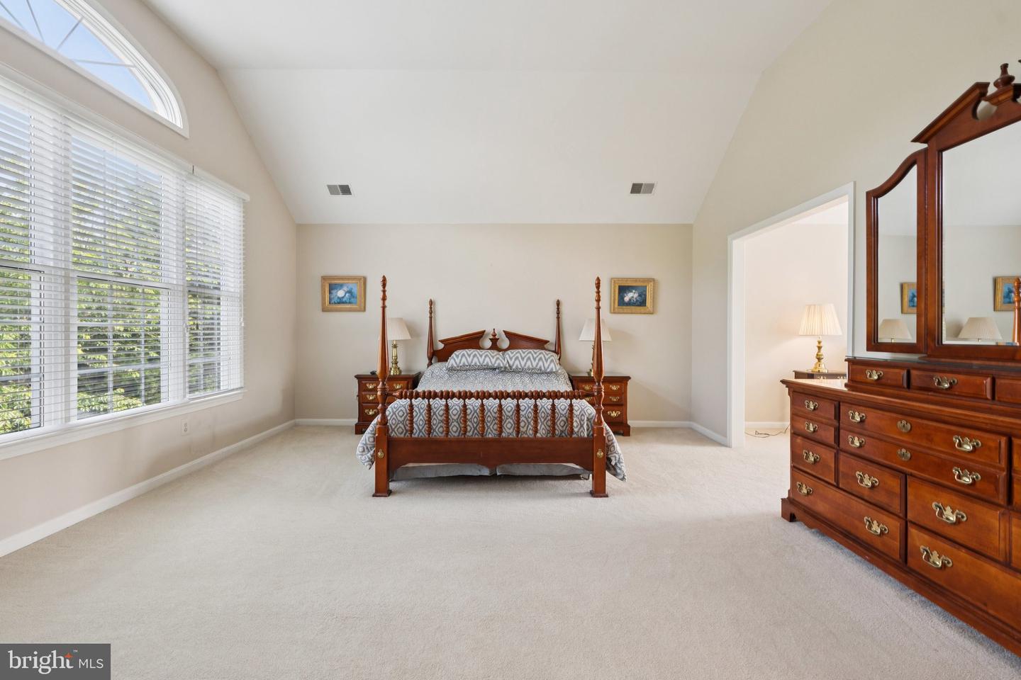 1292 MIDDLETON CT, VIENNA, Virginia 22182, 5 Bedrooms Bedrooms, ,4 BathroomsBathrooms,Residential,For sale,1292 MIDDLETON CT,VAFX2242378 MLS # VAFX2242378