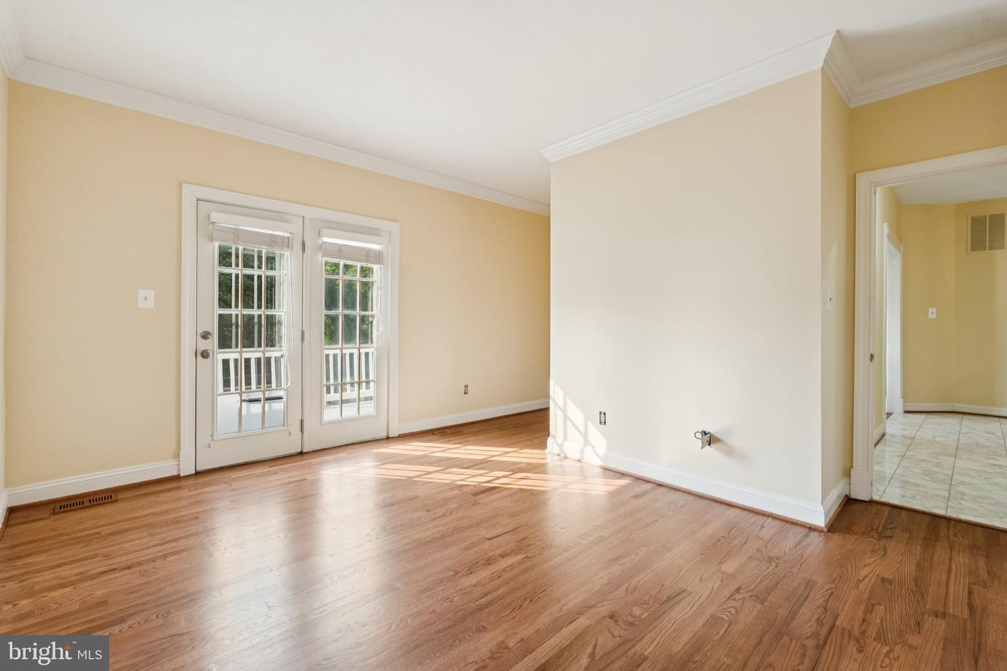 1292 MIDDLETON CT, VIENNA, Virginia 22182, 5 Bedrooms Bedrooms, ,4 BathroomsBathrooms,Residential,For sale,1292 MIDDLETON CT,VAFX2242378 MLS # VAFX2242378