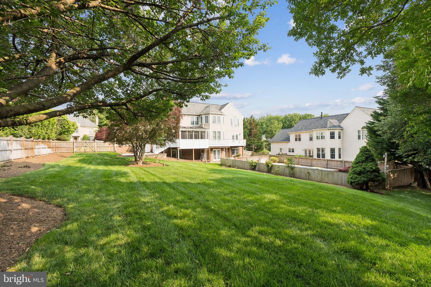 1292 MIDDLETON CT, VIENNA, Virginia 22182, 5 Bedrooms Bedrooms, ,4 BathroomsBathrooms,Residential,For sale,1292 MIDDLETON CT,VAFX2242378 MLS # VAFX2242378