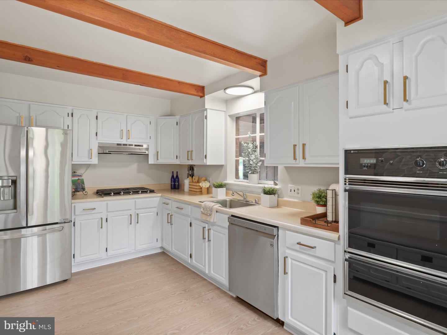 7400 LANHAM RD, FALLS CHURCH, Virginia 22043, 5 Bedrooms Bedrooms, ,2 BathroomsBathrooms,Residential,For sale,7400 LANHAM RD,VAFX2242428 MLS # VAFX2242428
