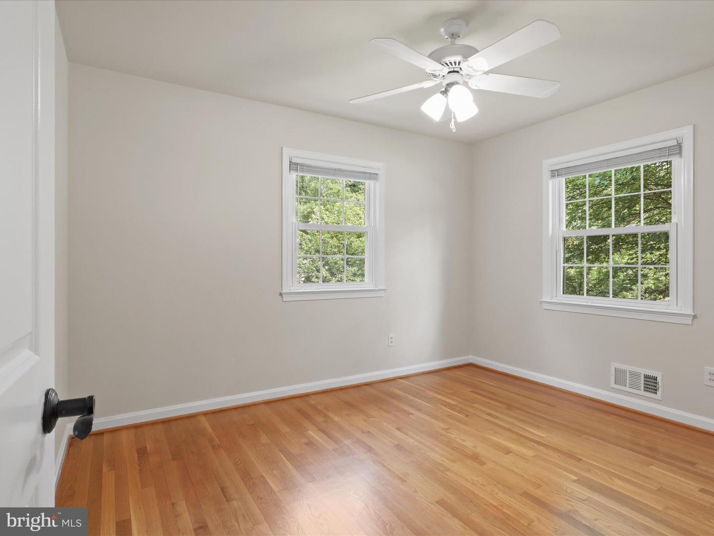 7400 LANHAM RD, FALLS CHURCH, Virginia 22043, 5 Bedrooms Bedrooms, ,2 BathroomsBathrooms,Residential,For sale,7400 LANHAM RD,VAFX2242428 MLS # VAFX2242428