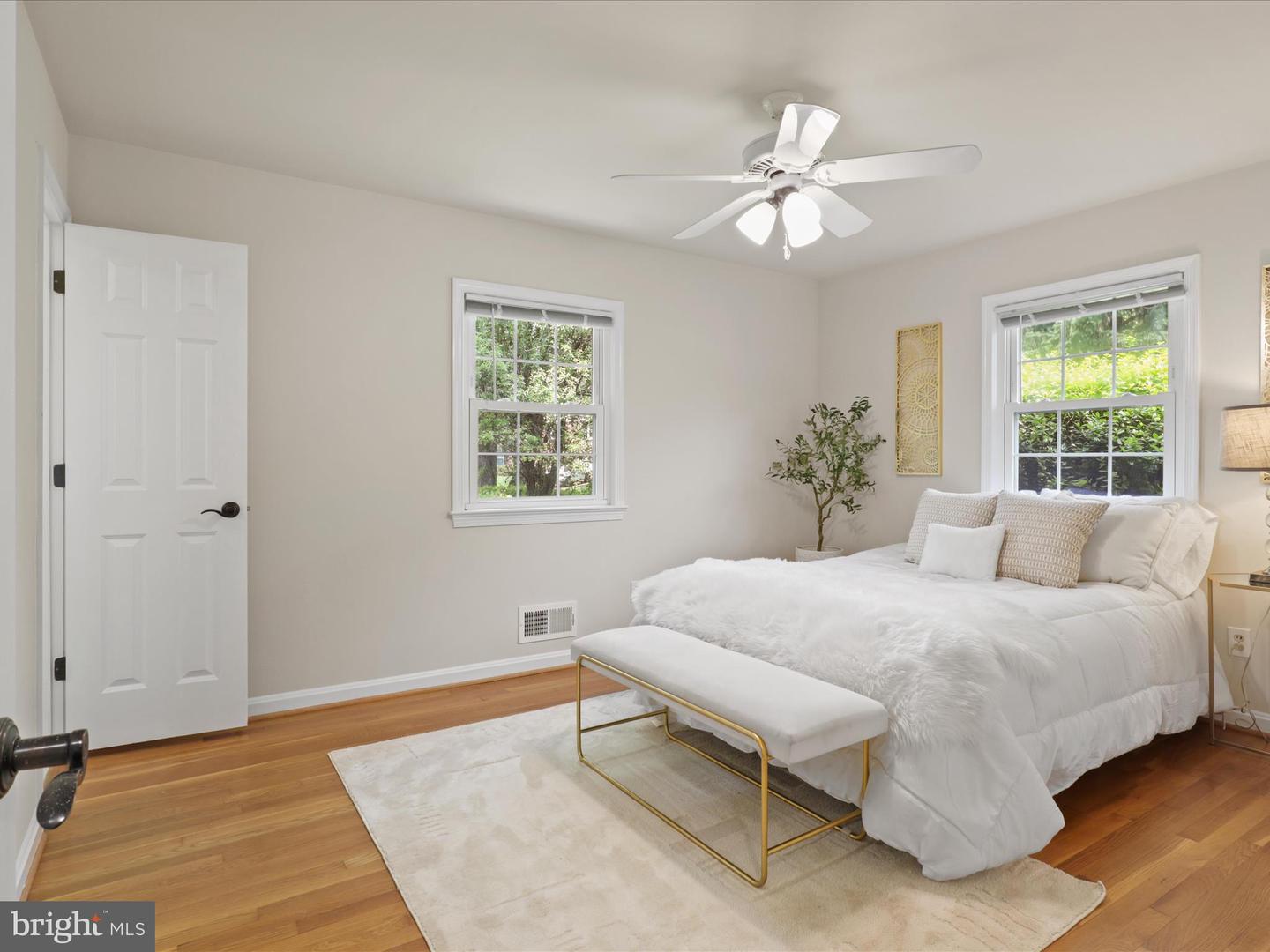7400 LANHAM RD, FALLS CHURCH, Virginia 22043, 5 Bedrooms Bedrooms, ,2 BathroomsBathrooms,Residential,For sale,7400 LANHAM RD,VAFX2242428 MLS # VAFX2242428