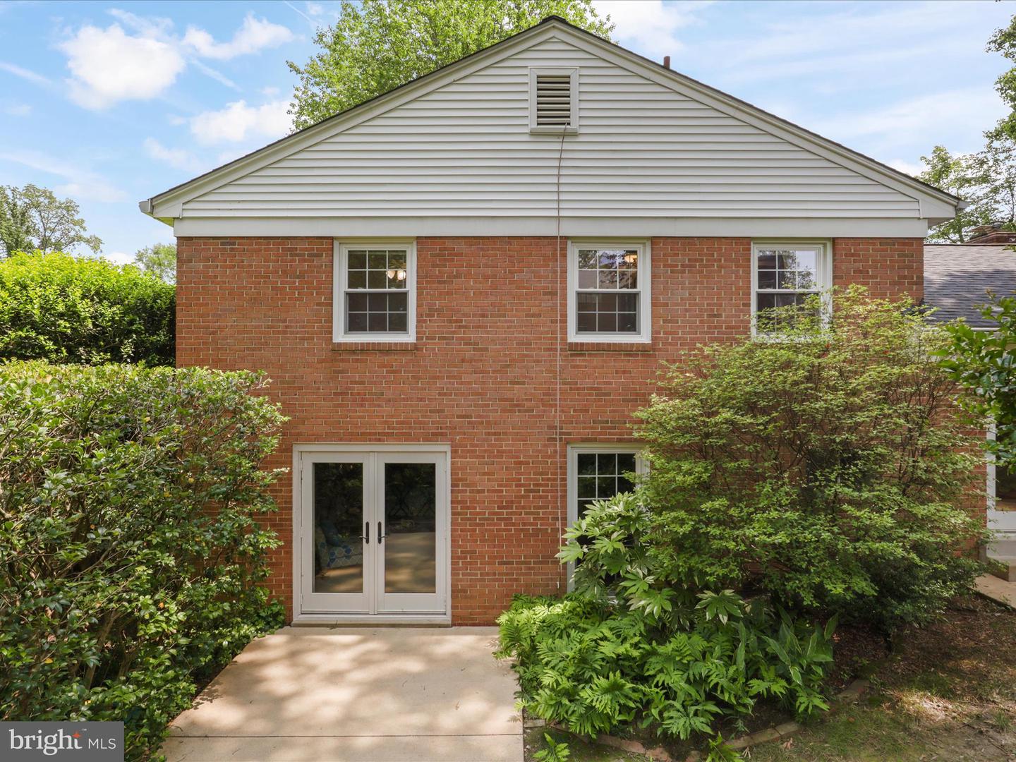 7400 LANHAM RD, FALLS CHURCH, Virginia 22043, 5 Bedrooms Bedrooms, ,2 BathroomsBathrooms,Residential,For sale,7400 LANHAM RD,VAFX2242428 MLS # VAFX2242428