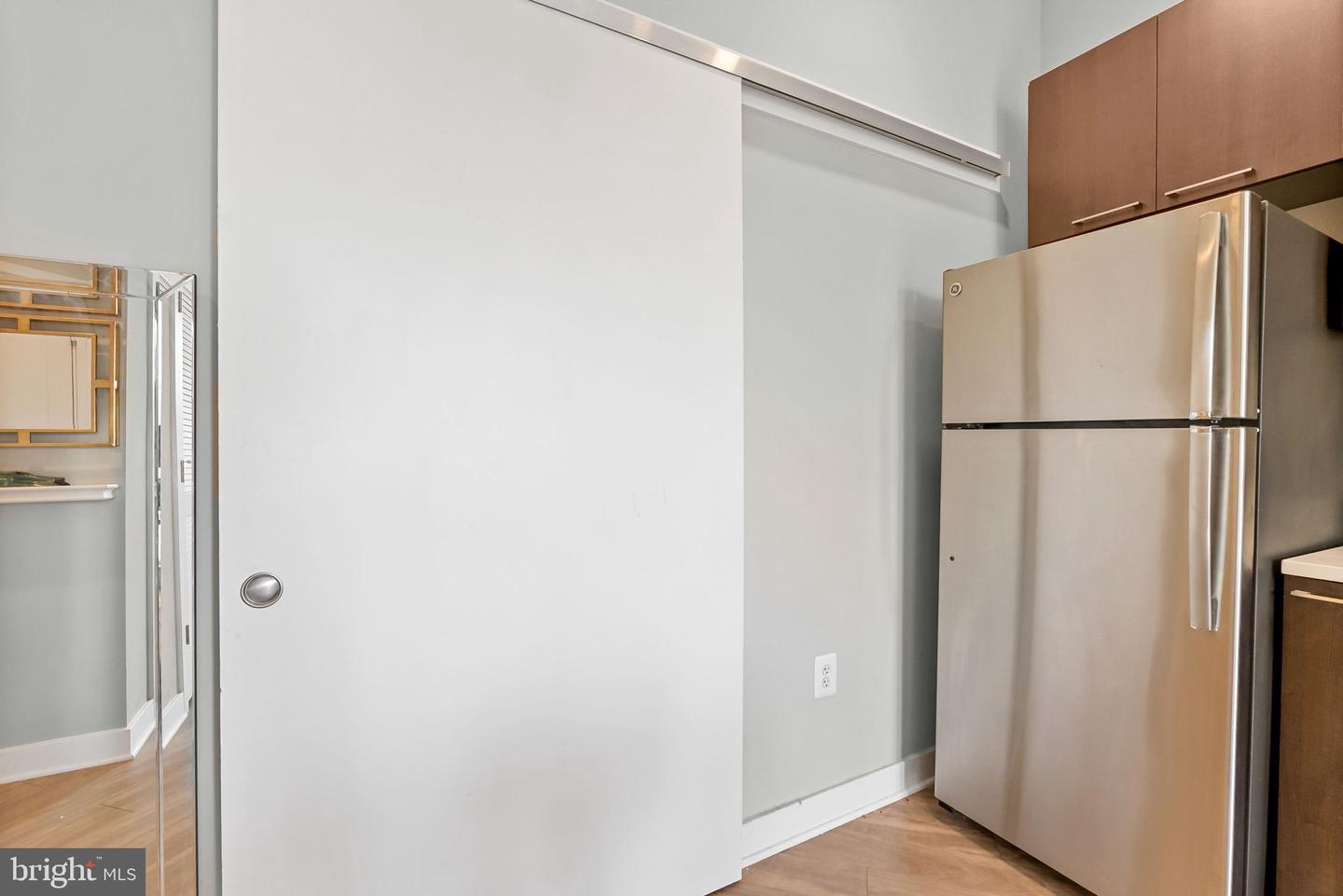 989 S BUCHANAN ST #409, ARLINGTON, Virginia 22204, 1 Bedroom Bedrooms, ,1 BathroomBathrooms,Residential,For sale,989 S BUCHANAN ST #409,VAAR2058028 MLS # VAAR2058028