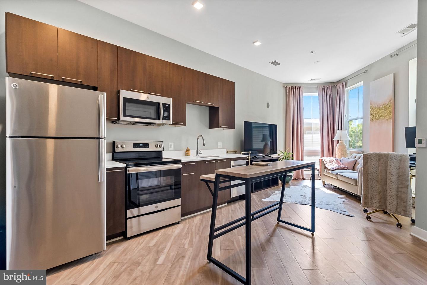 989 S BUCHANAN ST #409, ARLINGTON, Virginia 22204, 1 Bedroom Bedrooms, ,1 BathroomBathrooms,Residential,For sale,989 S BUCHANAN ST #409,VAAR2058028 MLS # VAAR2058028