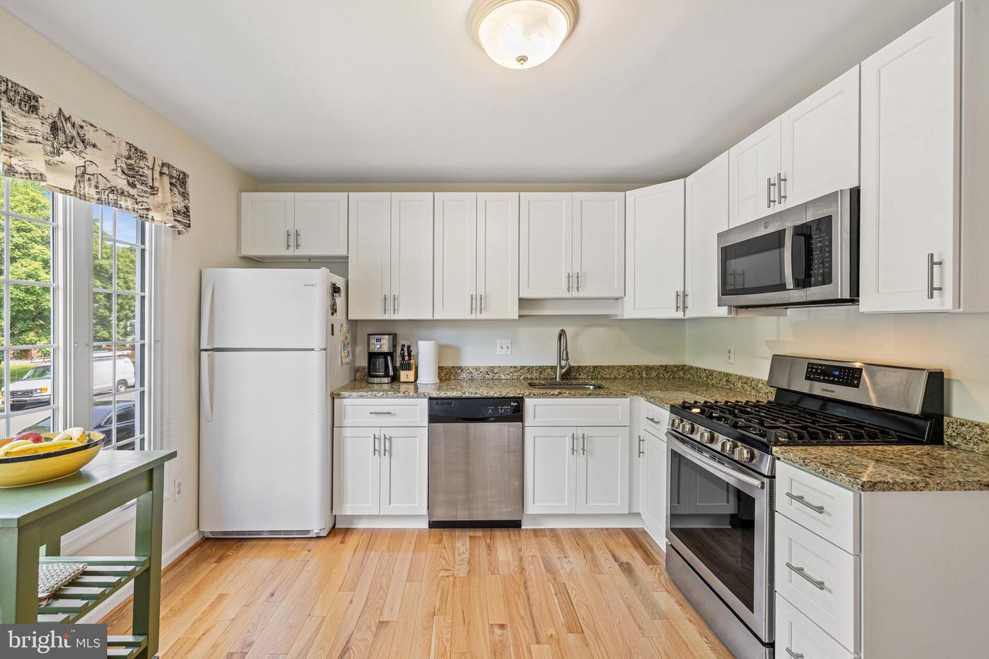 7433 COLTON LN, MANASSAS, Virginia 20109, 3 Bedrooms Bedrooms, ,2 BathroomsBathrooms,Residential,For sale,7433 COLTON LN,VAPW2095318 MLS # VAPW2095318